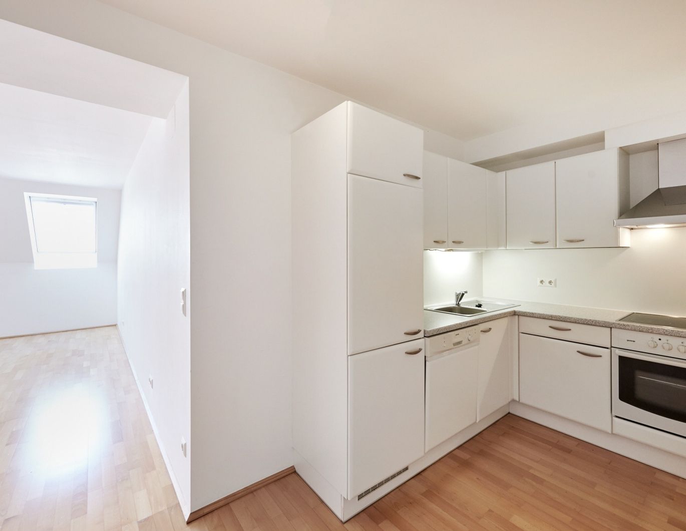 Neubau Living -  Traumhafte 1-Zimmer-Wohnung im Dachgeschoss