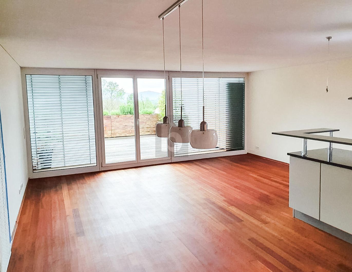 TRAUMHAFTES PENTHOUSE MIT EIGENEM ZUGANG