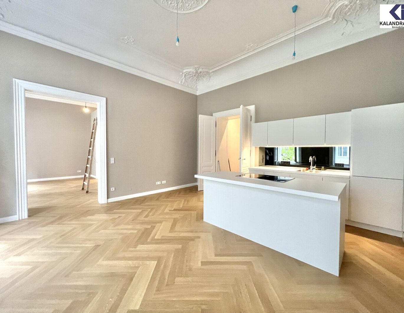 360° TOUR // GENERALSANIERTE ALTBAUWOHNUNG // CLASSIC STYLE APARTMENT