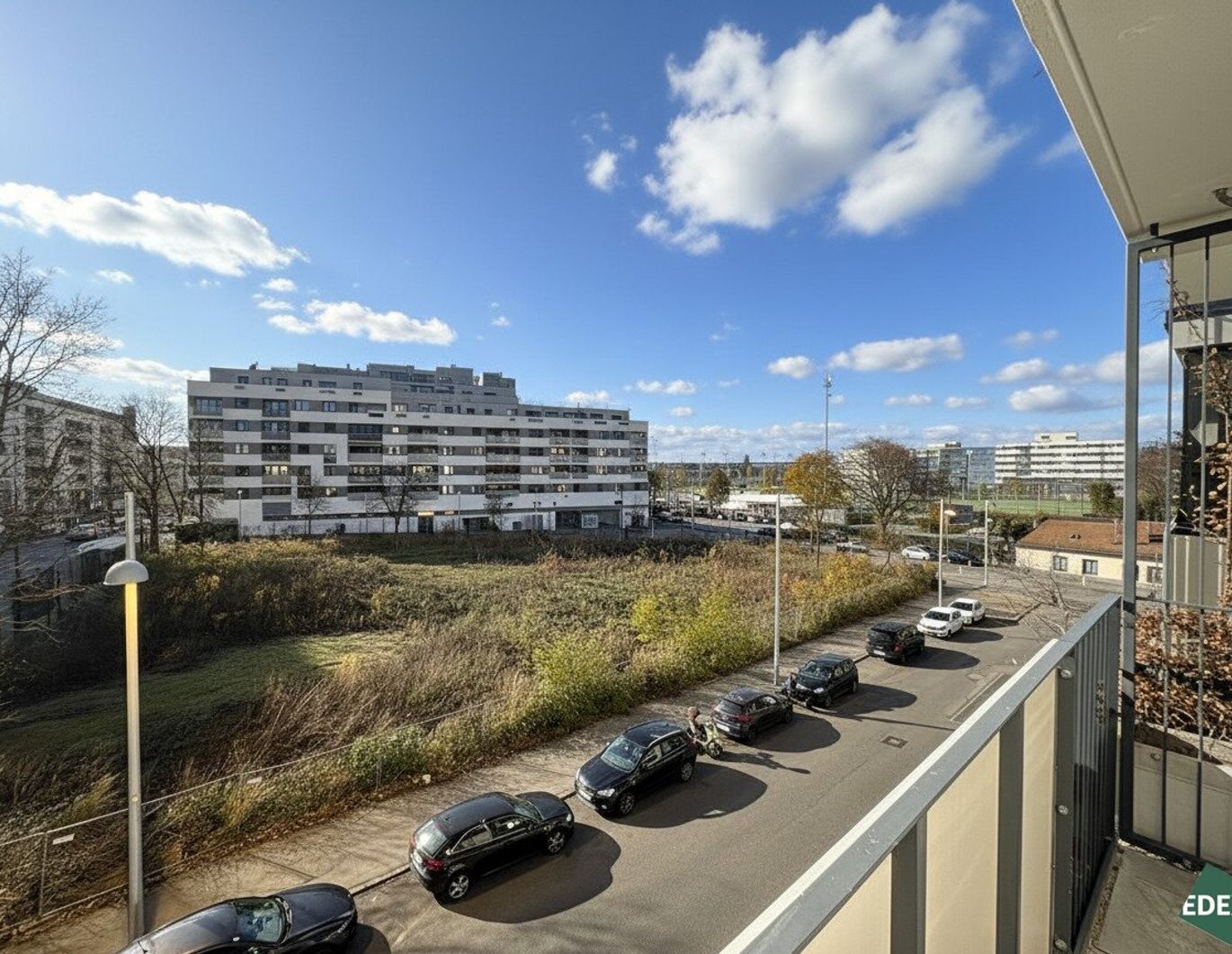 1 Monat Mietfrei: Moderne 2-Zimmer-Wohnung mit Balkon direkt bei der U3 - perfekt für Singles oder Paare