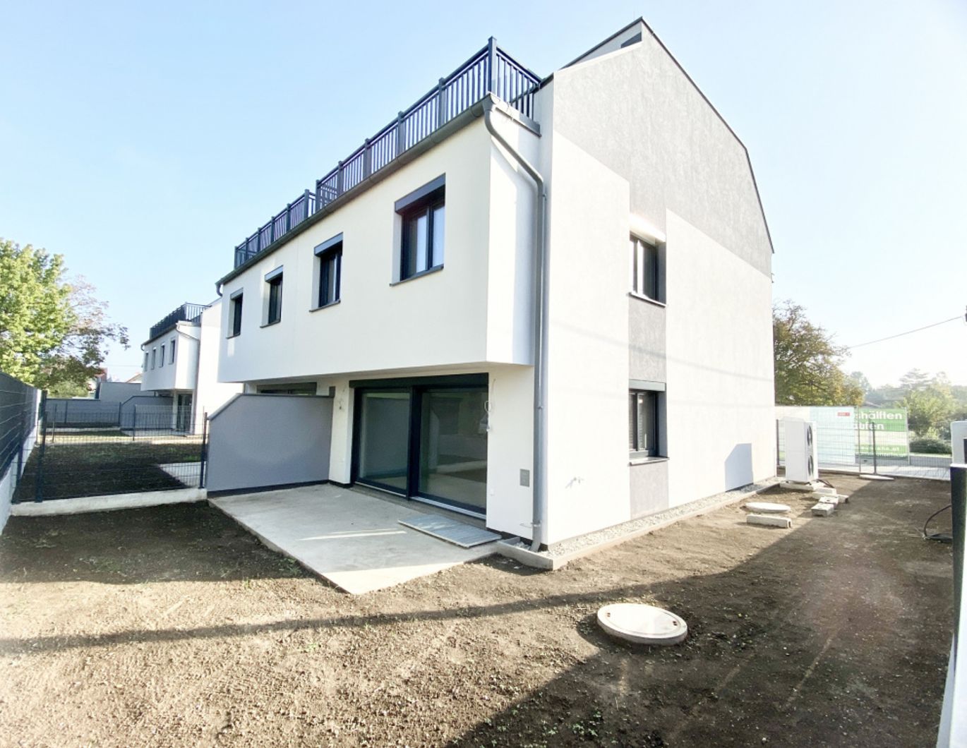 PROVISIONSFREI | DOPPELHAUS IN GRÜNRUHELAGE | WÄRMEPUMPE