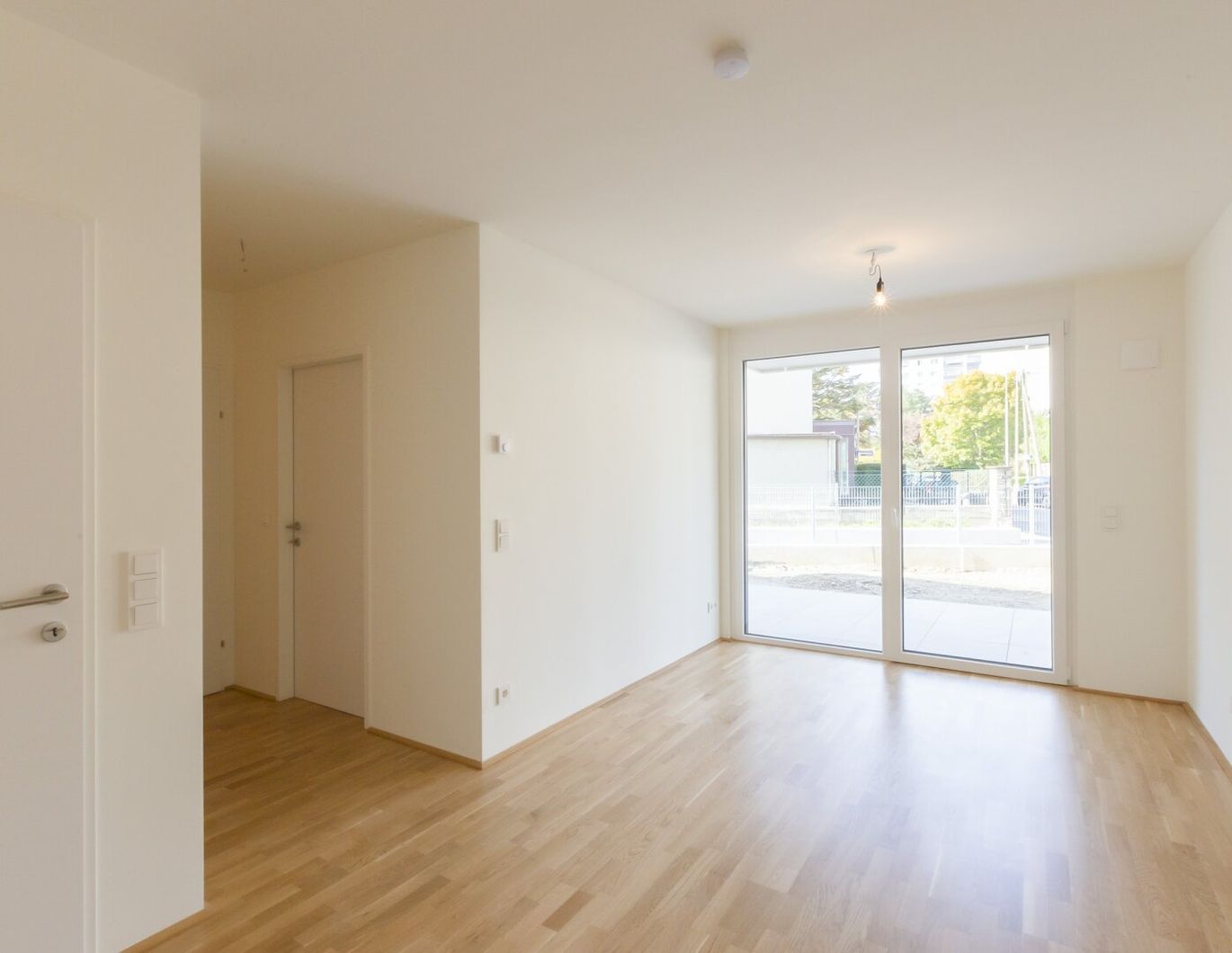 U-BAHN | HOCHWERTIGE AUSSTATTUNG | MODERNES HEIZSYSTEM | GROßZÜGIGE AUßENFLÄCHEN