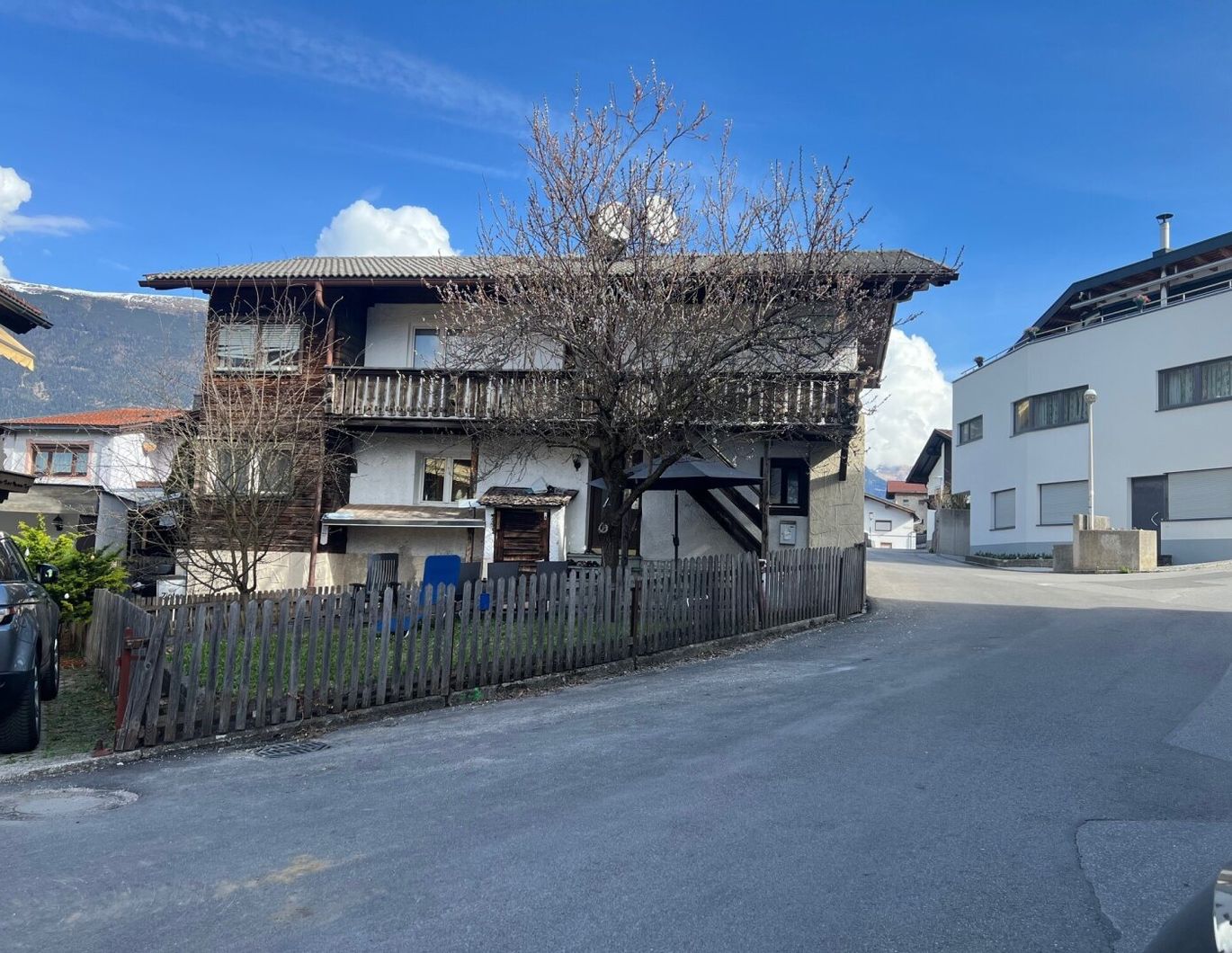 Schwaz, kleines Wohnhaus mit Potential, Sonnenlage