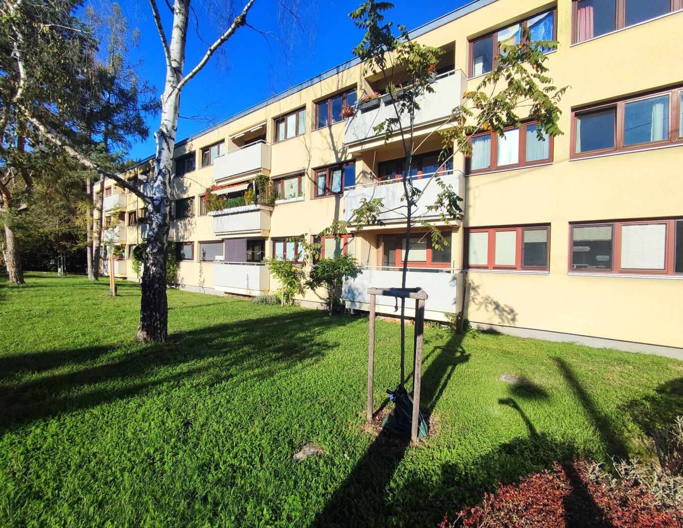 NÄHE REICHE LIESING - Sanierungsbedürftige 3-Zimmer Wohnung mit Loggia