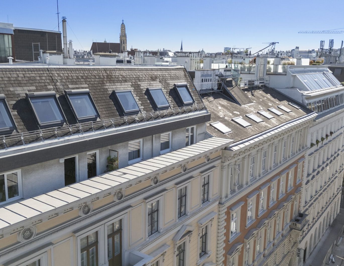 *** Dachgeschosswohnung im Börseviertel *** Licht, Lage und Wiener Flair