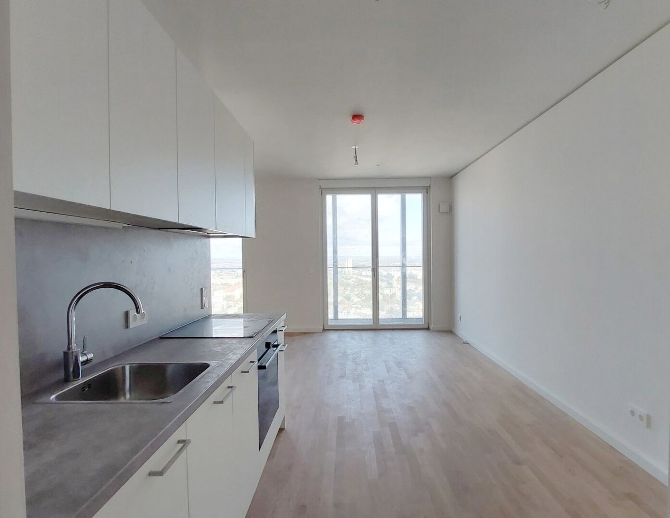 Moderne 1,5-Zi.-Wohnung mit Loggia & Rooftop Wellness