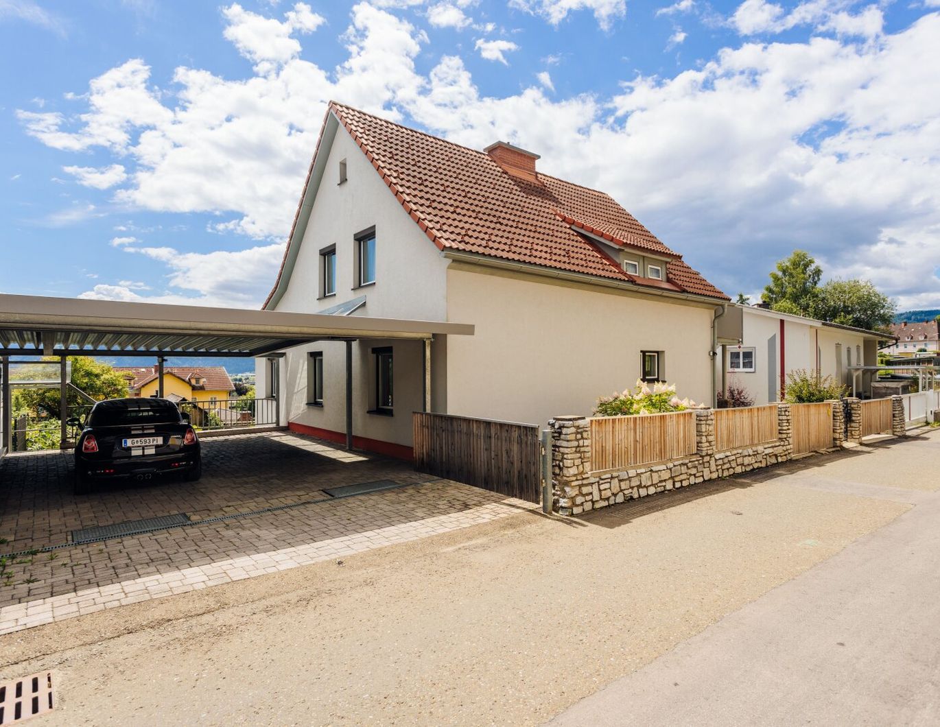 Sonne, Berge, Weitblick - Wo Wohnen zum Genuss wird!