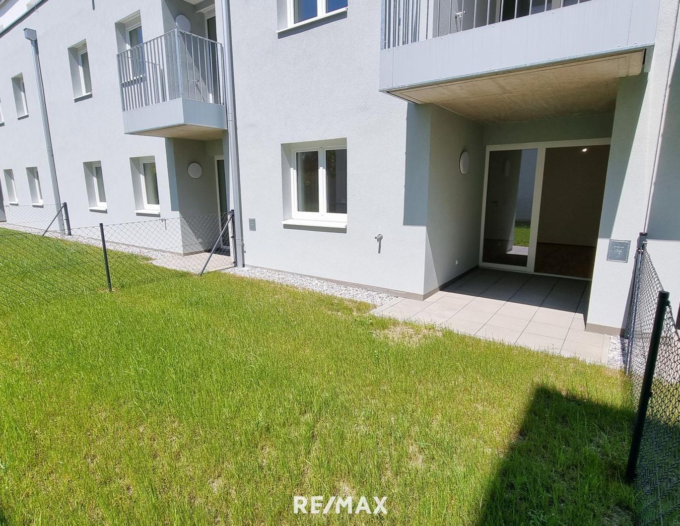 unbefristete 3-Zimmer-Neubau-Mietwohnung mit Garten & Kaufoption