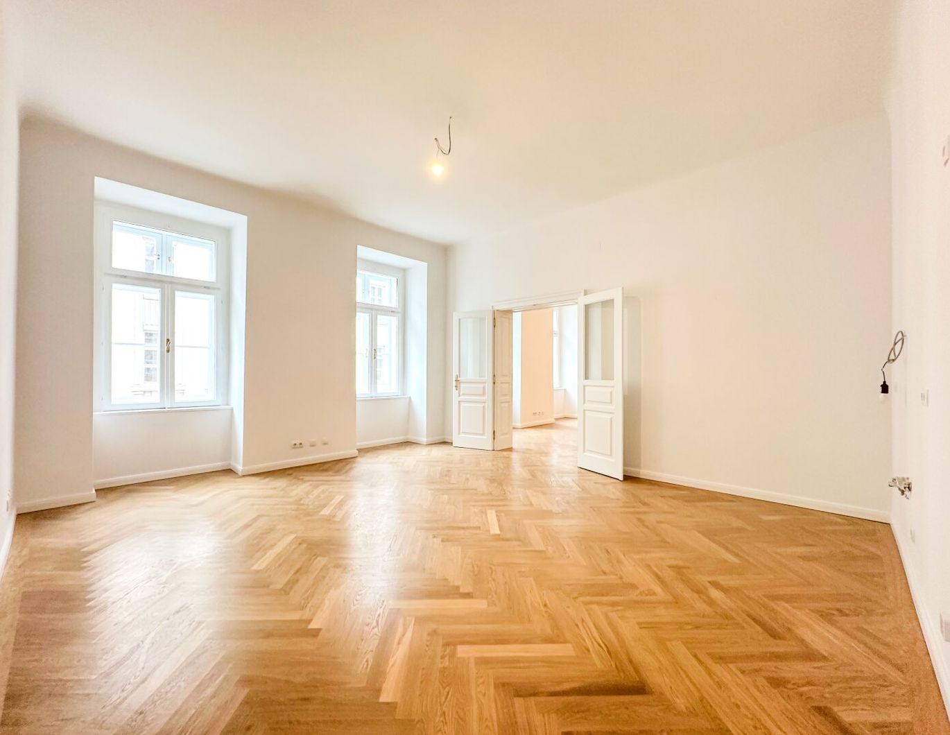 Stilvolle Altbauwohnung mit 5 Zimmern im Herzen von Wien-Währing