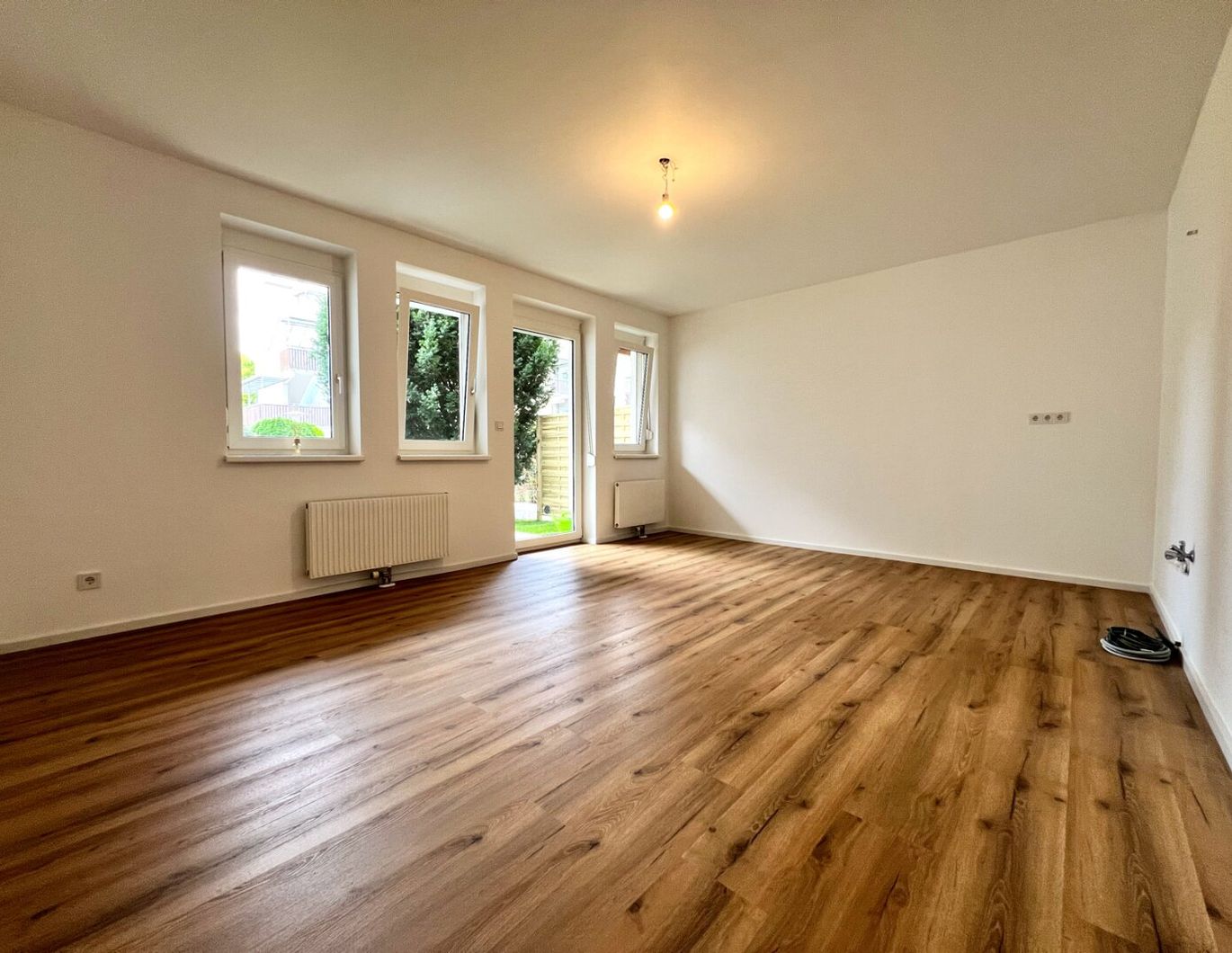 Gratkorn! Provisionsfrei! Erstbezug nach Renovierung - charmante Erdgeschosswohnung mit Terrasse & Tiefgaragenstellplatz