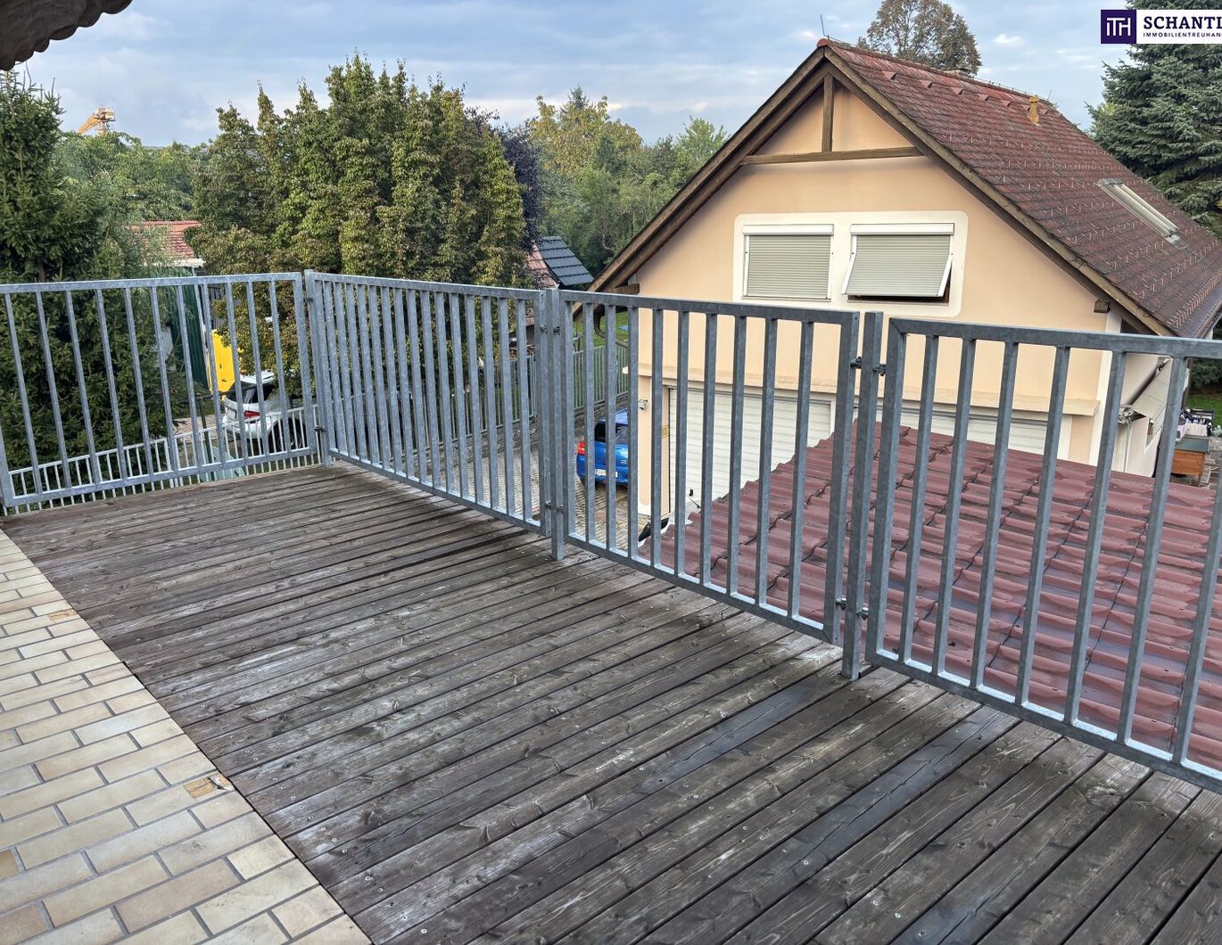 ++PERFEKTE FAMILIEN- oder STUDENTEN- MAISONETTENWOHNUNG zum WOHLFÜHLEN mit 2 BALKONE** 3 SZ, BÜRO, WOHNKÜCHE++ CARPORT++ca. 123 m² WOHNFLÄCHE++