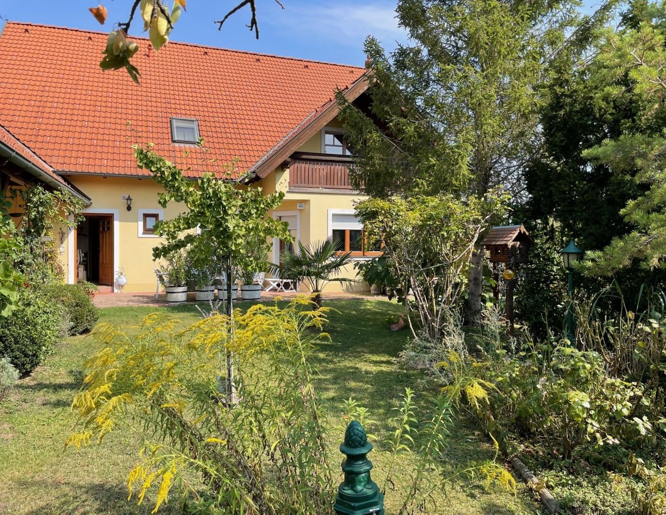 Solides Haus in ruhiger Lage