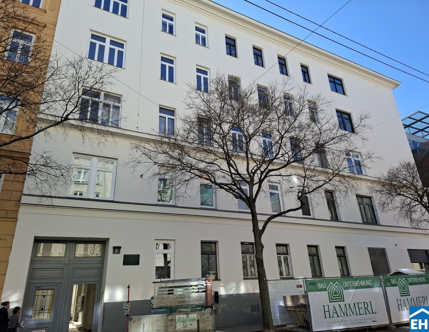 Renovierungsbedürftige Altbauwohnung mit klassischem Charme