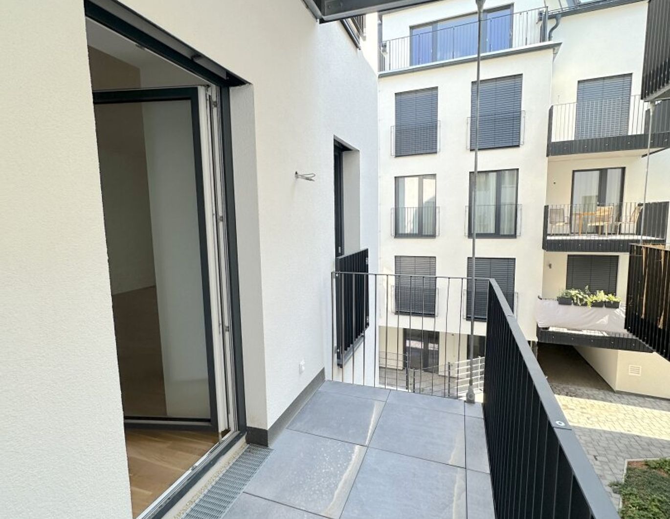 Eine Wohnung wie im Bilderbuch! Ruhiger Erstbezug mit Freifläche und bester Nachbarschaft.