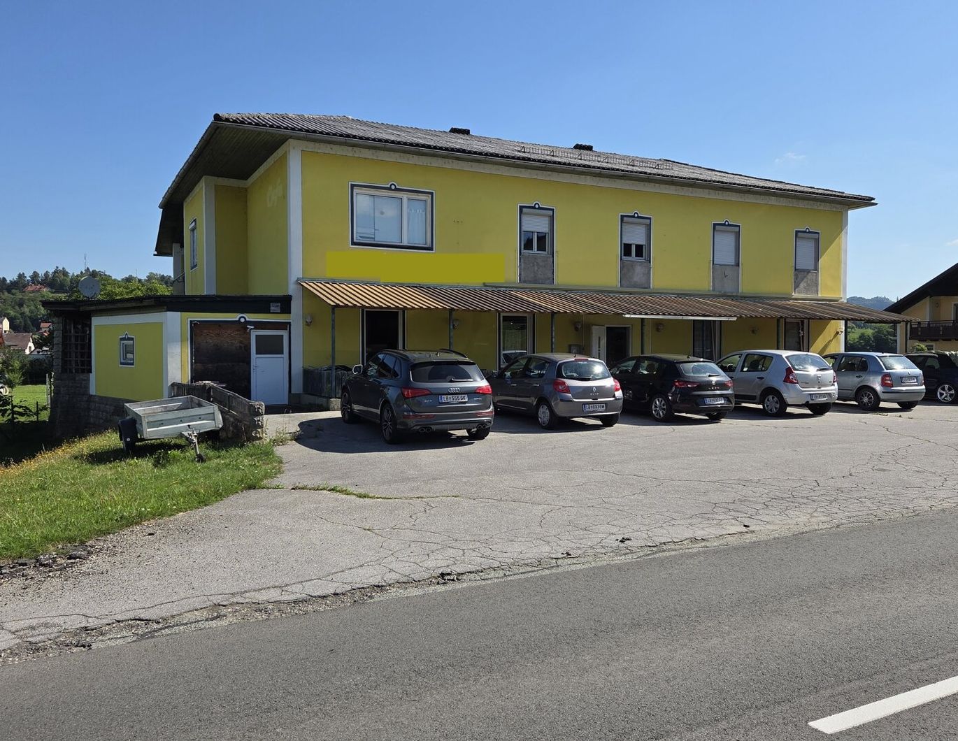 Geräumiges Anwesen samt Nebengebäude mit Potential