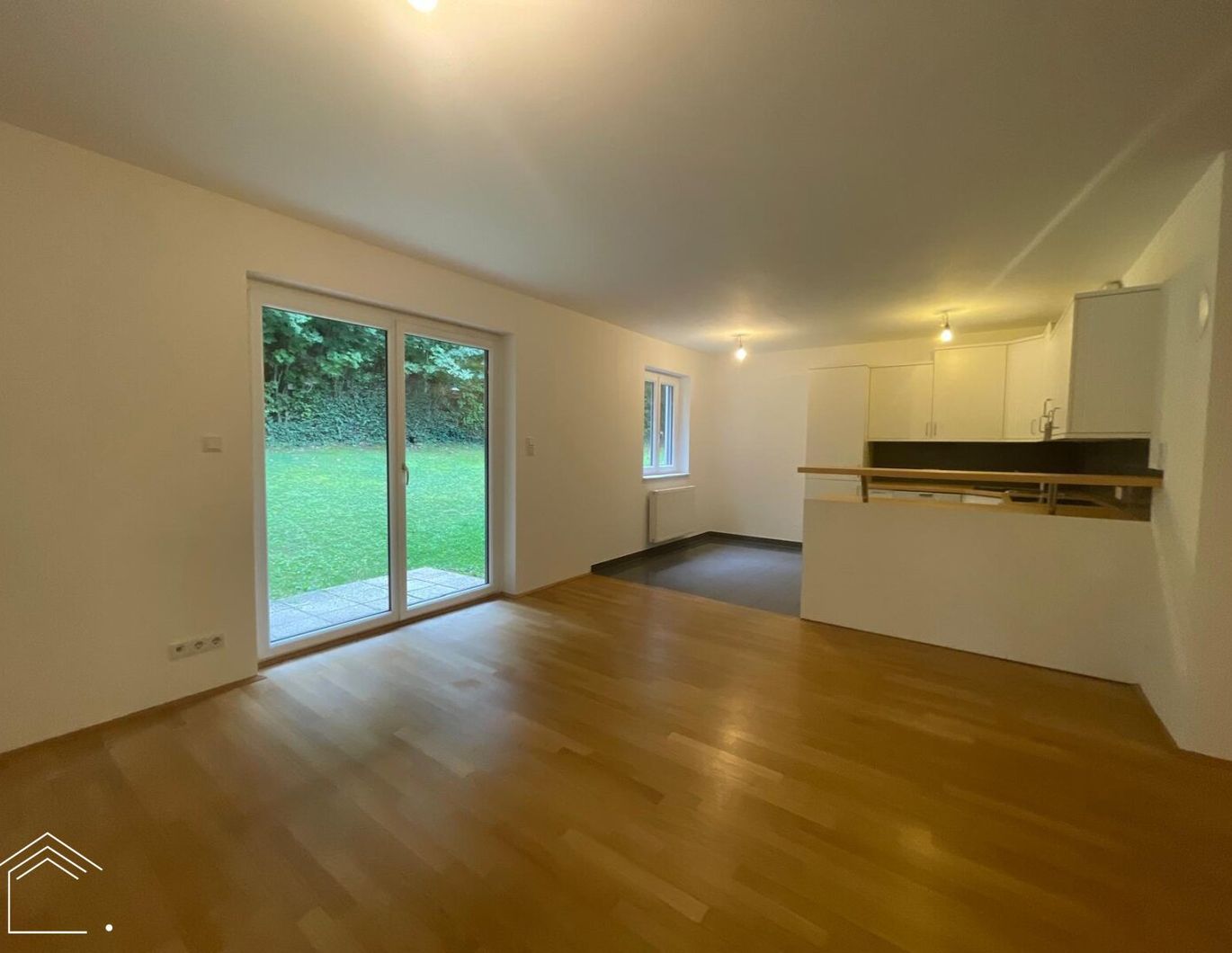 Neuwertige 3-Zimmer-Wohnung mit Gartennutzung und Terrasse in Hietzinger Ruhelage