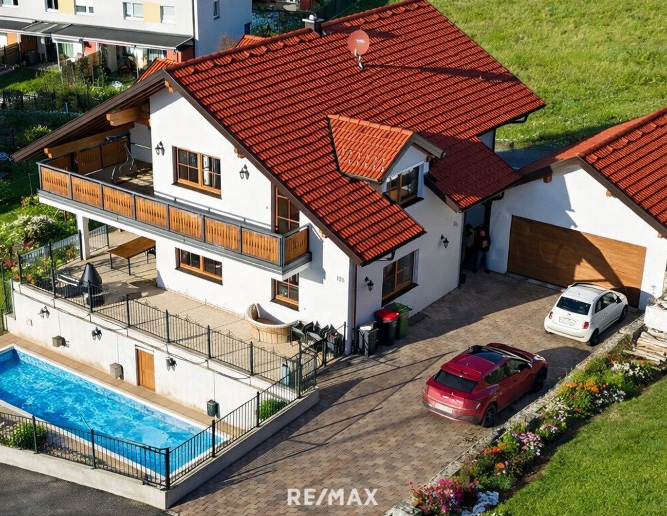 Modernes Einfamilienhaus mit Einliegerwohnung, Pool & hochwertiger Ausstattung in Eggelsberg nahe Salzburg