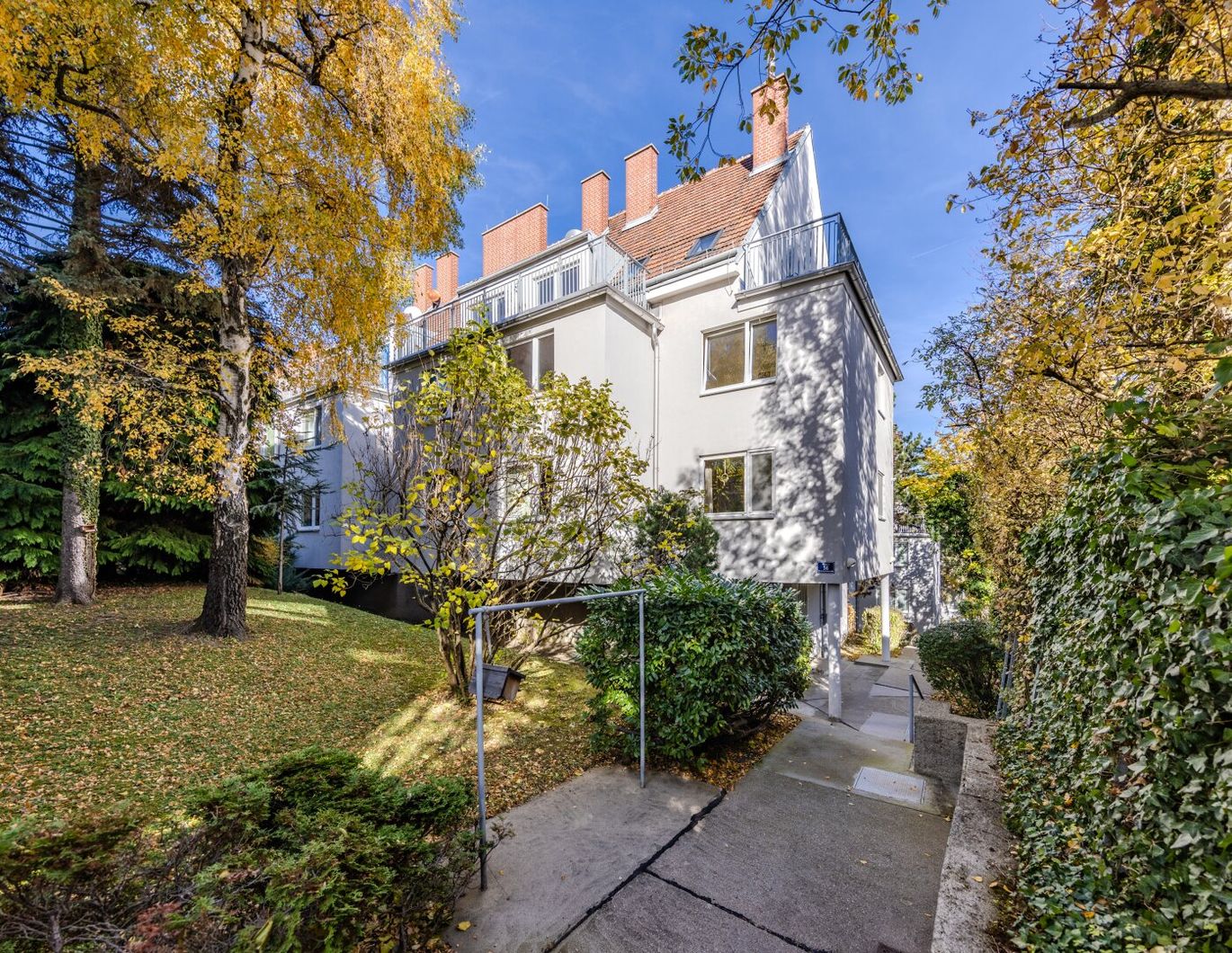 Helle, generalsanierte DG-Wohnung in Döbling - Nottebohmstraße (ohne Lift)