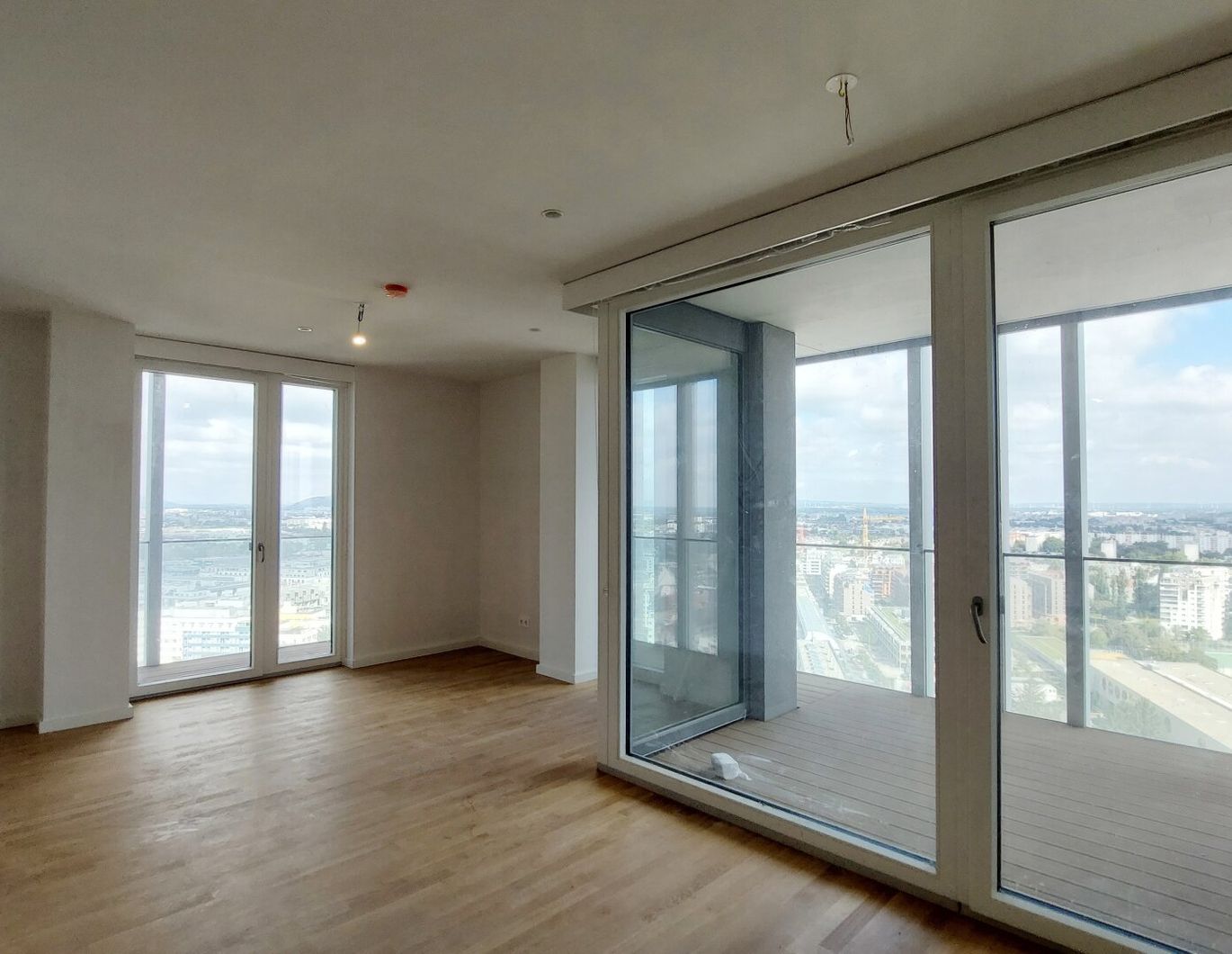 Exklusiver Erstbezug mit Rooftop Spa - TOWER HOMES