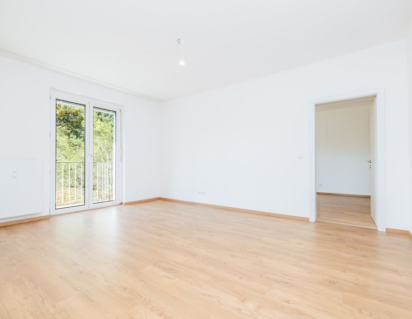 WOW I RENOVIERT I BALKON I NÄHE LENDPLATZ I BADEWANNE I MODERNER SCHNITT I HAUSTIERE ERLAUBT I RUHIGE LAGE I PROJEKT WOHNEN