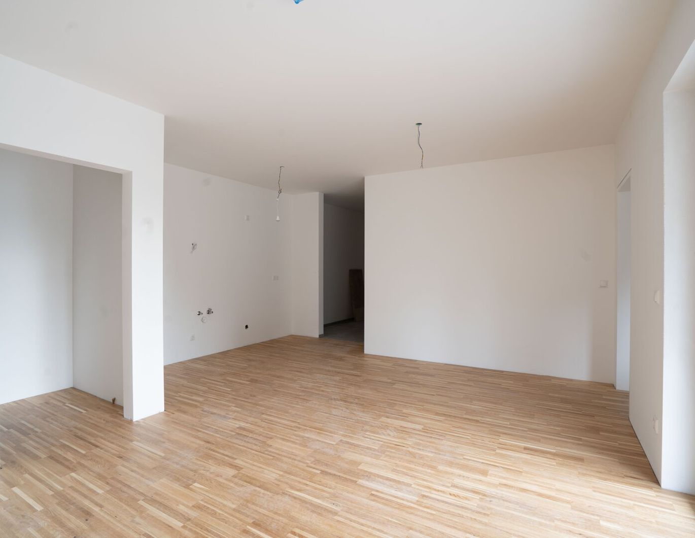 PROVISIONSFREI: Moderne 2-Zimmer-Wohnung mit Terrasse und Stadtblick in Nettingsdorf