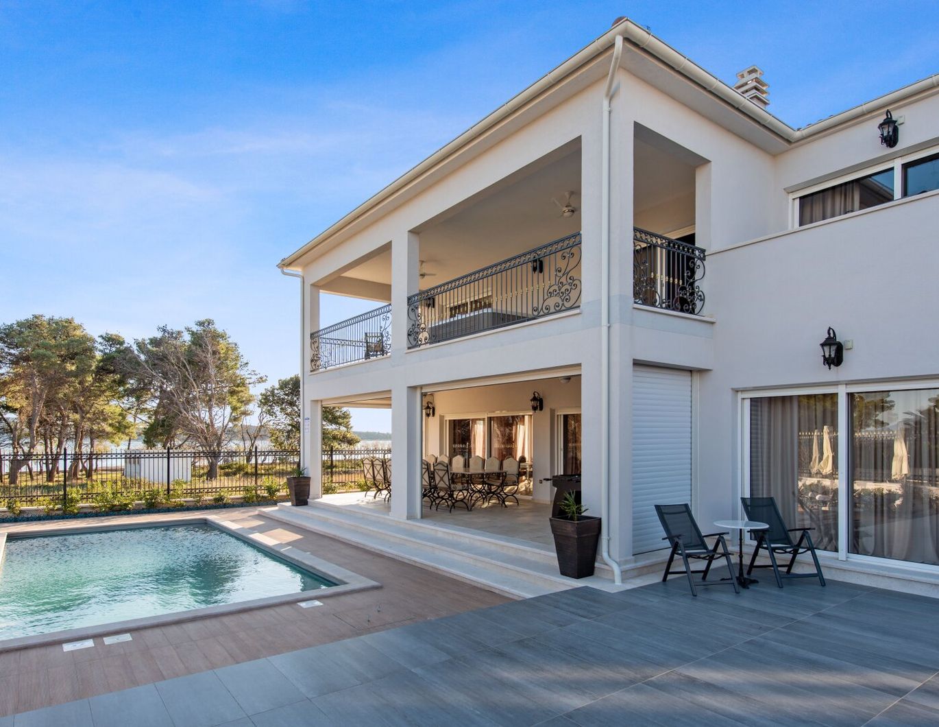 Sea, Style & Serenity - Hochwertige Villa in Toplage Dalmatien