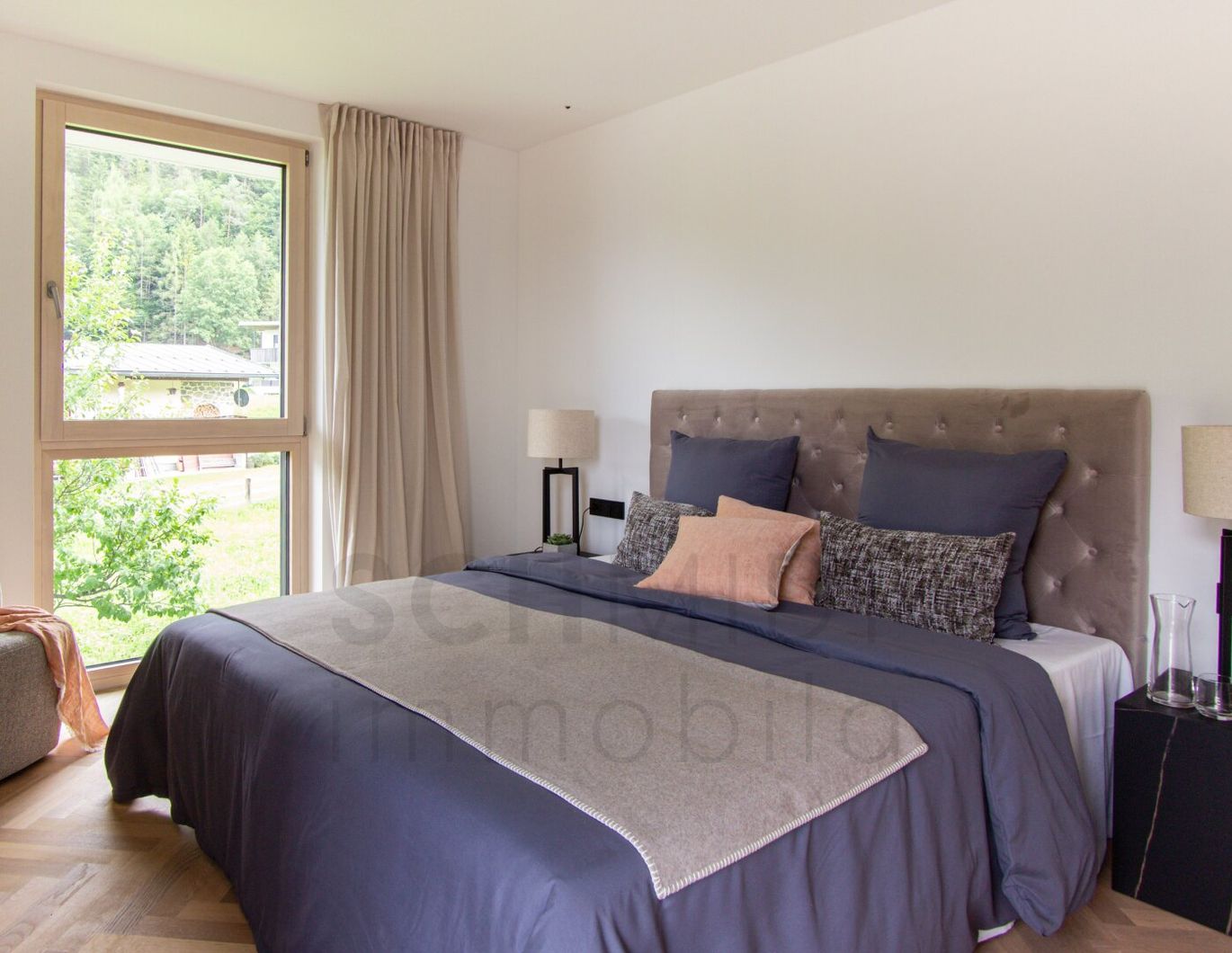 Erstbezug: 112 m² Dachgeschosswohnung mit Traumterrasse & 2 Tiefgaragenplätze in Erpfendorf