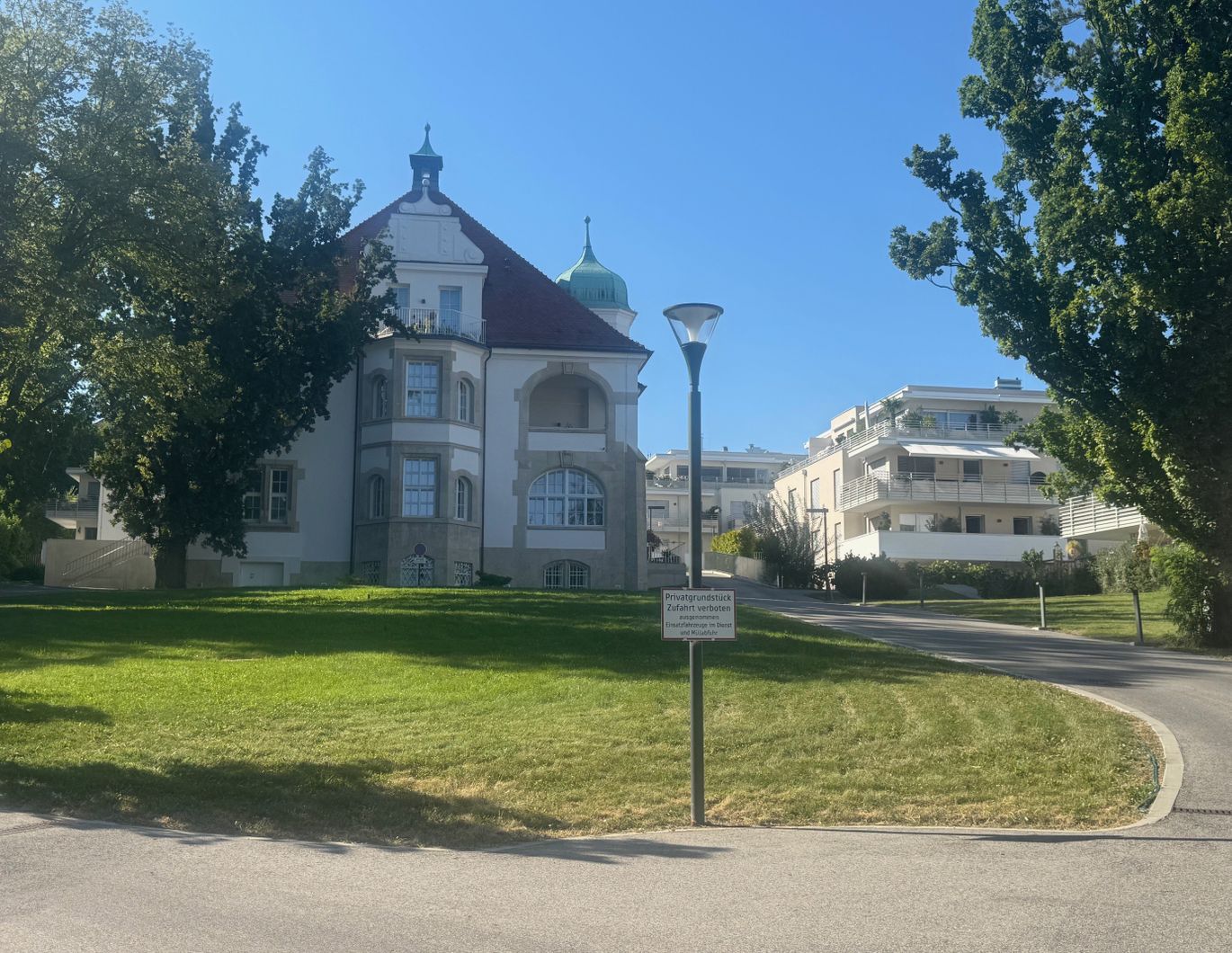 Moderne Neubau Gartenmaisonette inkl. Terrasse und großem Balkon im Villenviertel von Baden