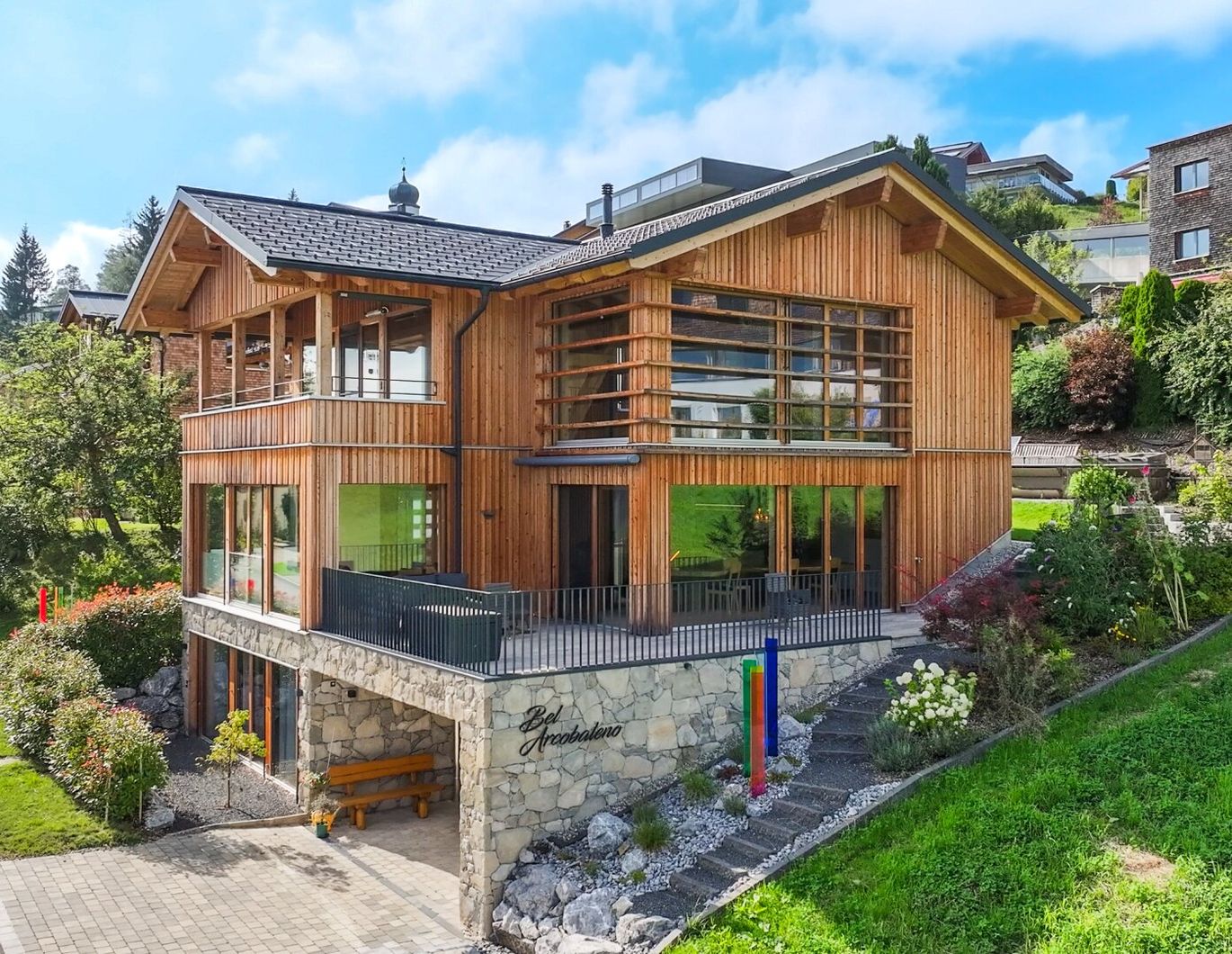 Sulzberg: Exklusives Chalet im modernen Alpenloftstil mit Panoramablick