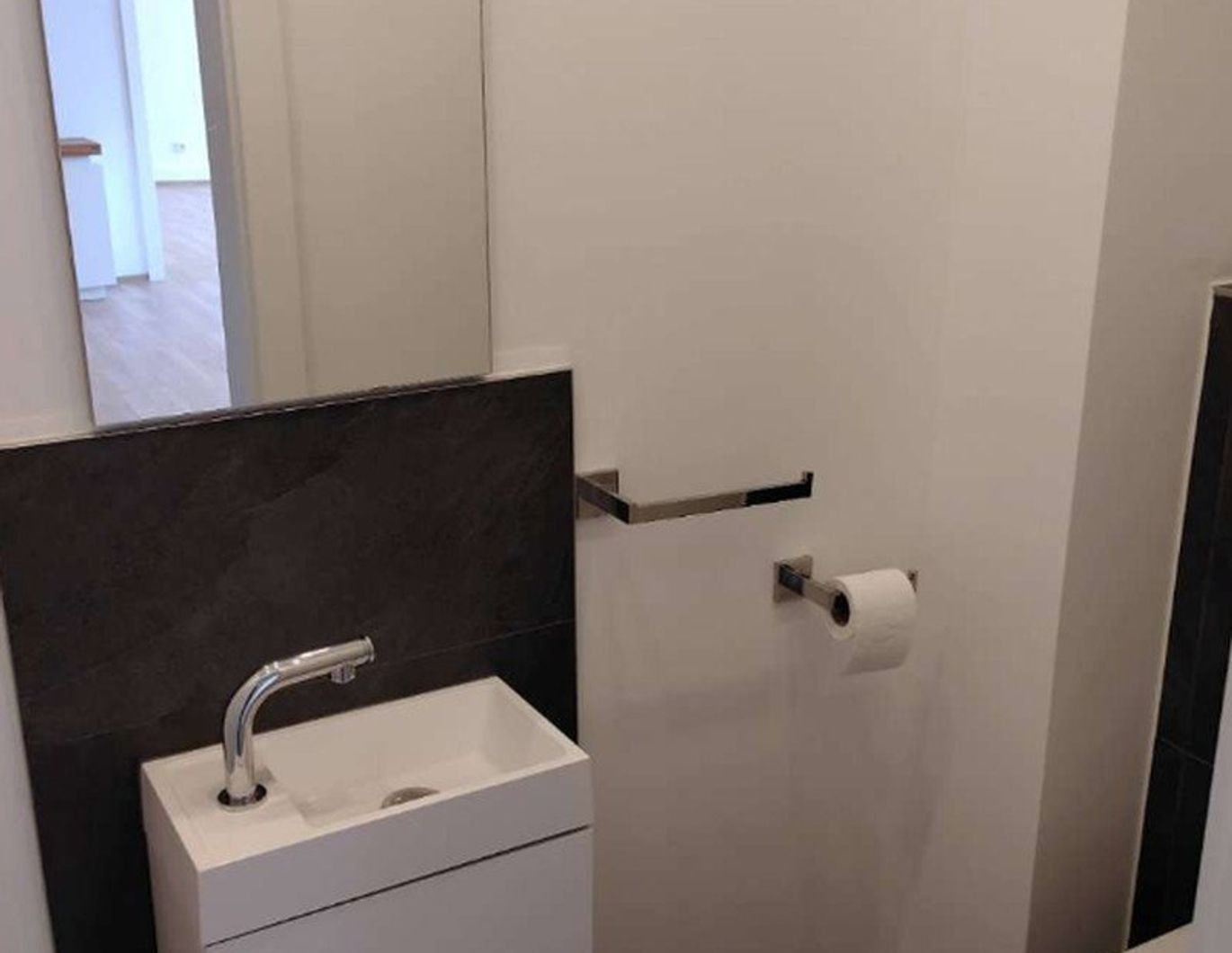 teilmöbliert, 2 ZIMMER WOHNUNG