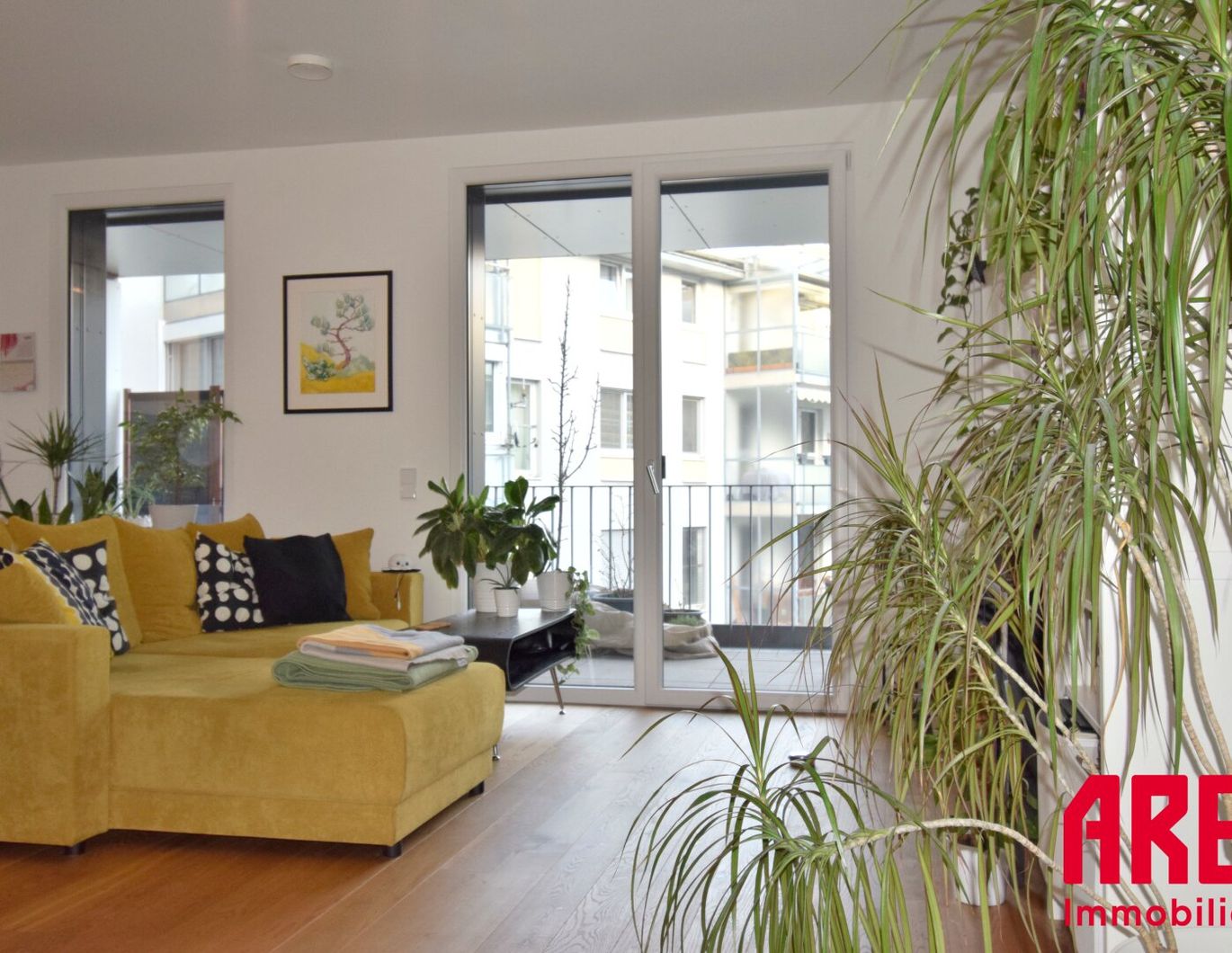 STILLVOLL LEBEN IM STOCKHOFVIERTEL - 3 ZIMMER WOHNUNG MIT RUHIGEM BALKON ZUM INNENHOF - TOP 104