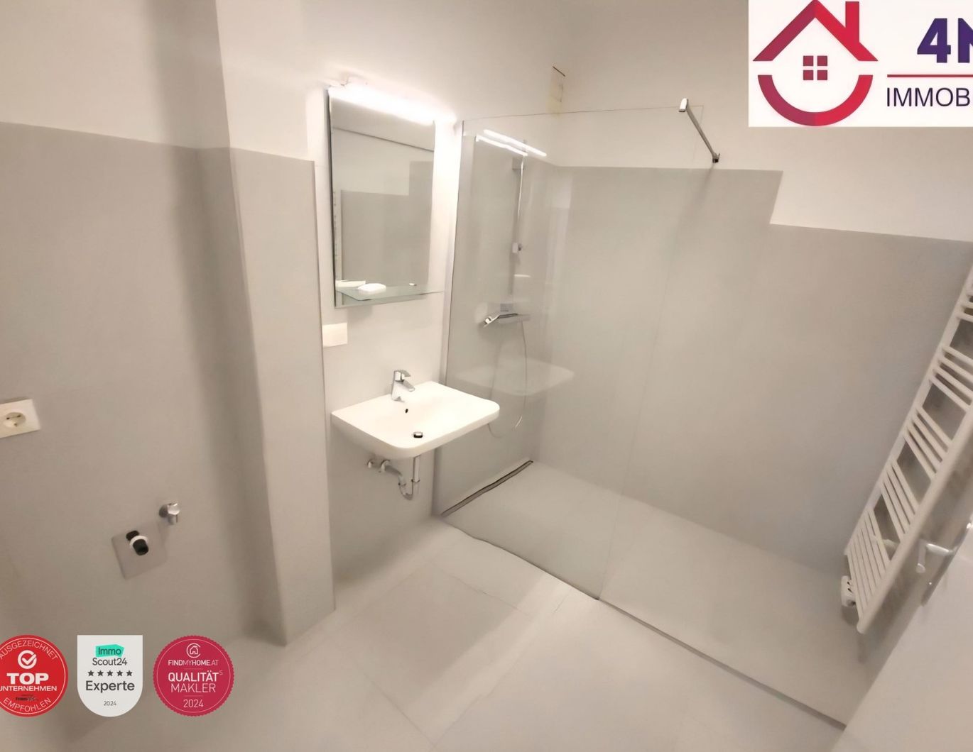 Erstbezug nach Sanierung im 3. Liftstock Top - Lage 1040 Wien