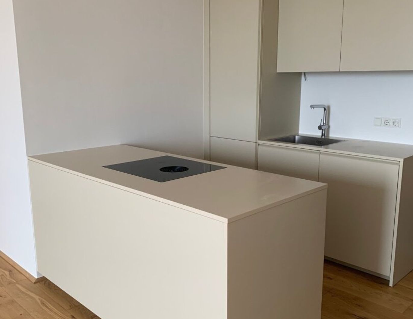 2-Zimmer Mietwohnungen ca. 66 m² mit hochwertig möblierter Küche