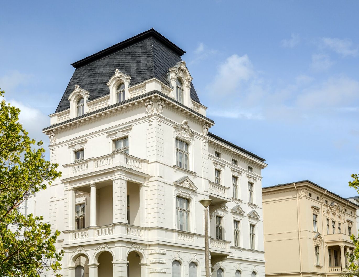 Traumhafte Villa mit einzigartigem Grünblick!