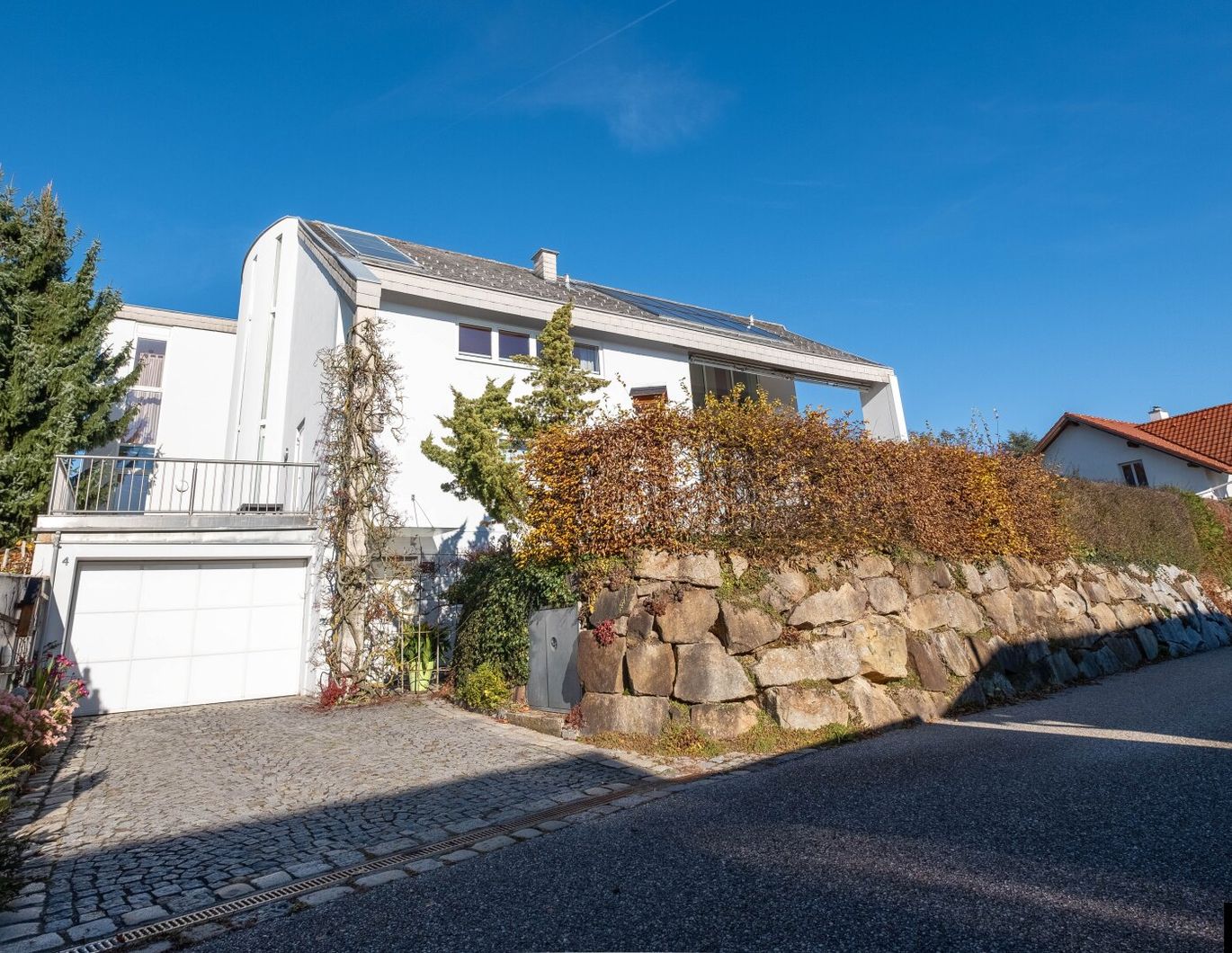 GALLNEUKIRCHEN: Großes Traumhaus mit eleganter Architektur