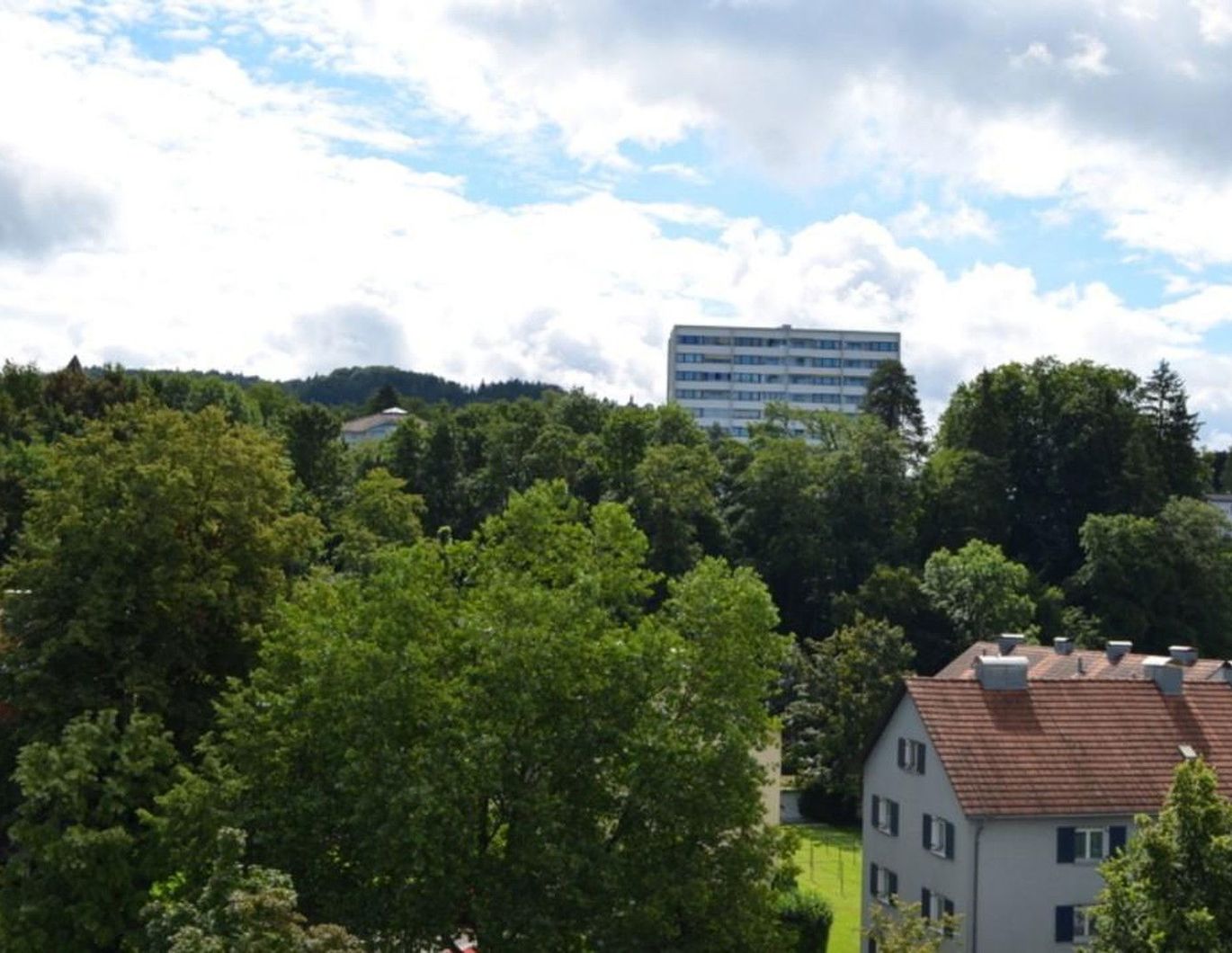 provisionsfreie 1-Zimmer Wohnung mit Balkon und neuer Einbauküche