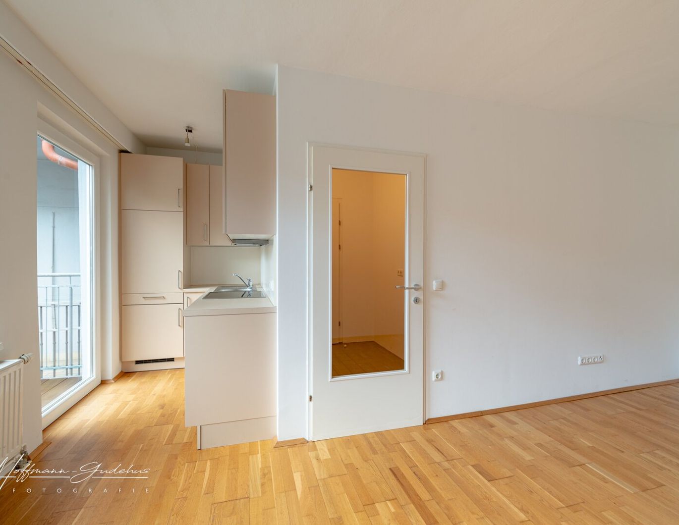 WOHNEN IN DER INNENSTADT | GARCONNIERE MIT BALKON