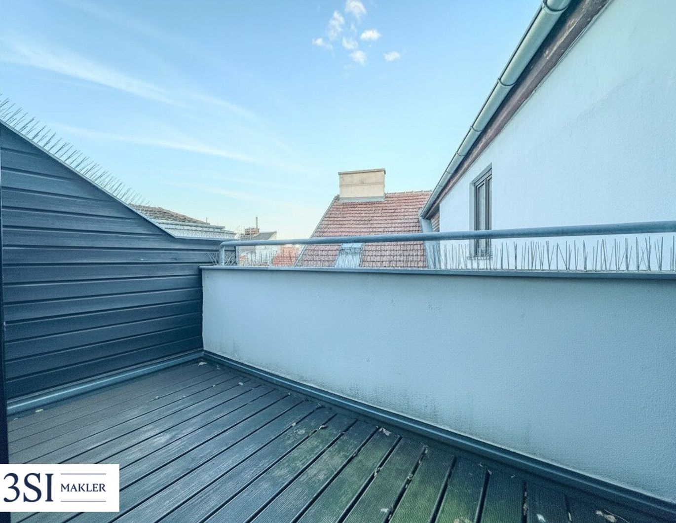 Loft-Feeling in Top-Lage des 16. Bezirks: Stilvolles Wohnen mit Sonnen-Terrasse in den Innenhof