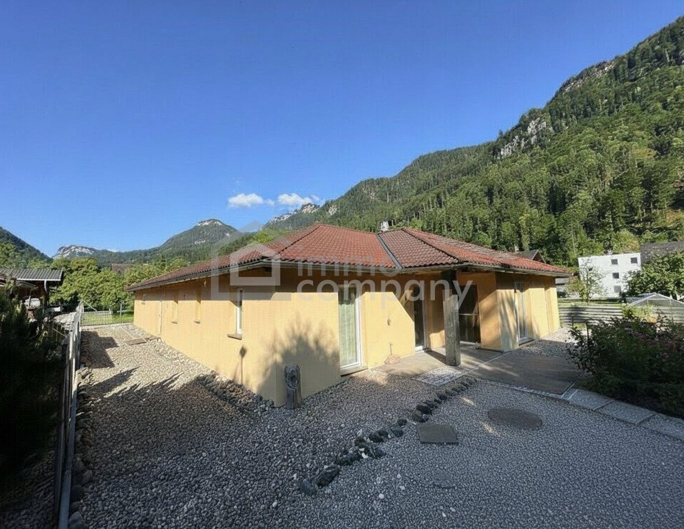 HOHENEMS Barrierefreies Wohnen für Ihre Familie im komfortablen Bungalow - ein weiterer absoluter Mehrwert ist das großzügig geschnittene Grundstück