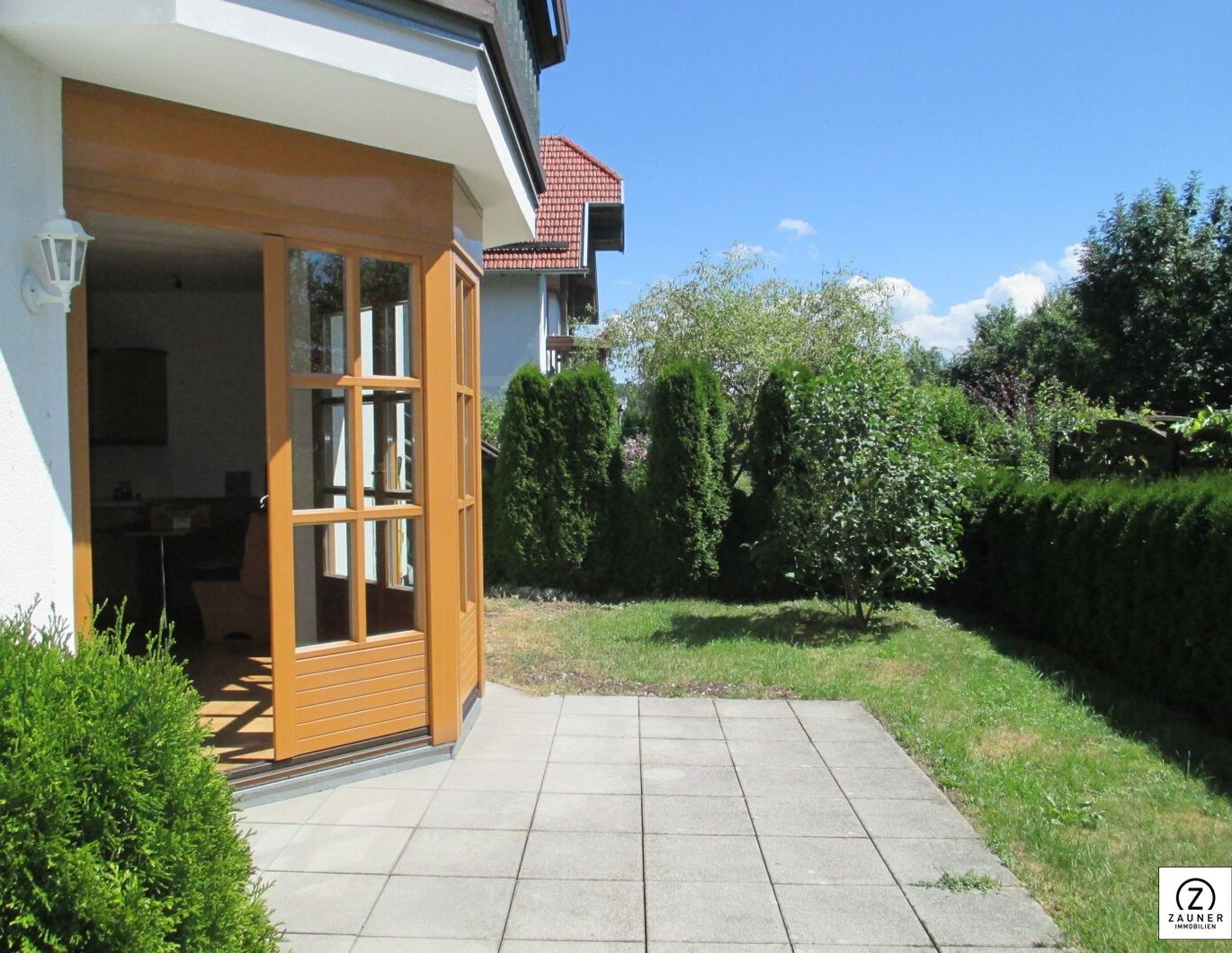 Straßwalchen: 2-Zi.-Gartenwohnung mit zusätzl. Raum im Souterrain (für Büro, Fitness, etc.)