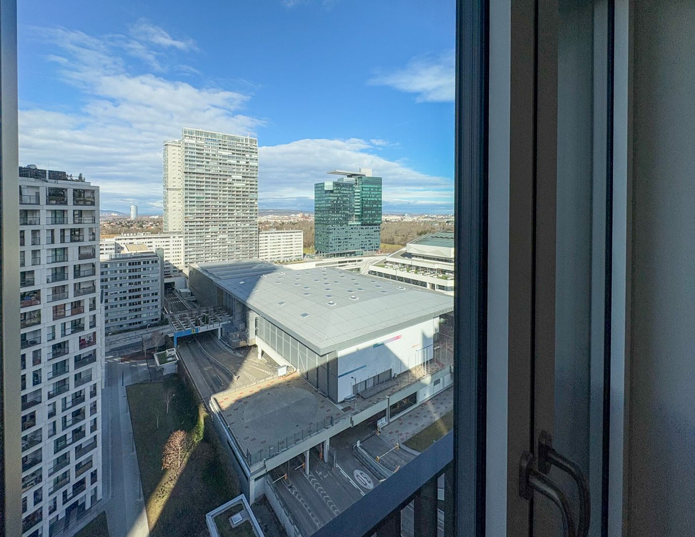 3-Zimmer-Wohnung mit 2 Bädern - Erstbezug in den DC Flats - zu mieten in 1220 Wien