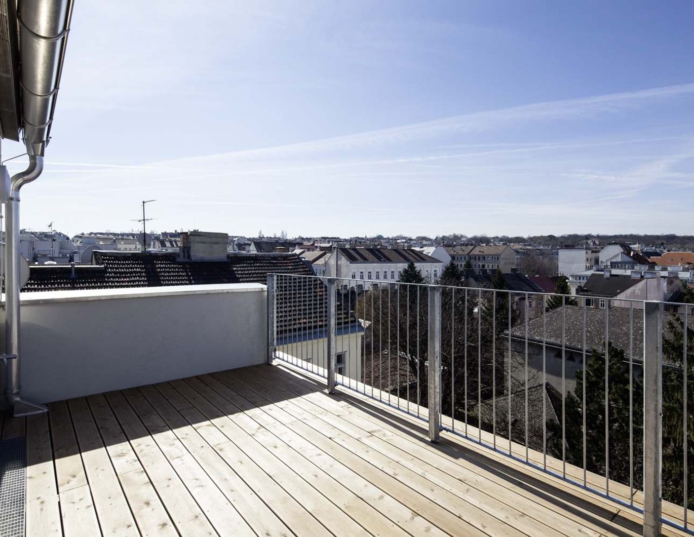 3-Zimmer-Maisonette im Dachgeschoss mit Galerie und Terrasse  - Nähe U4 Meidling