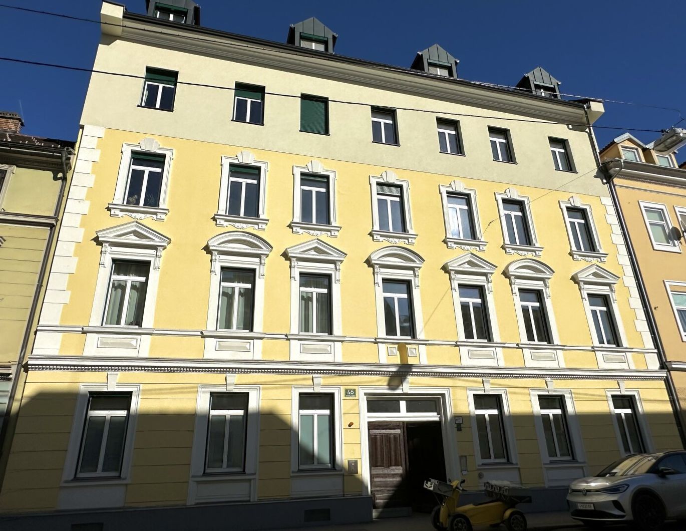 2-Zimmer-Wohnung mit Innenhofbalkon in zentraler Lage!