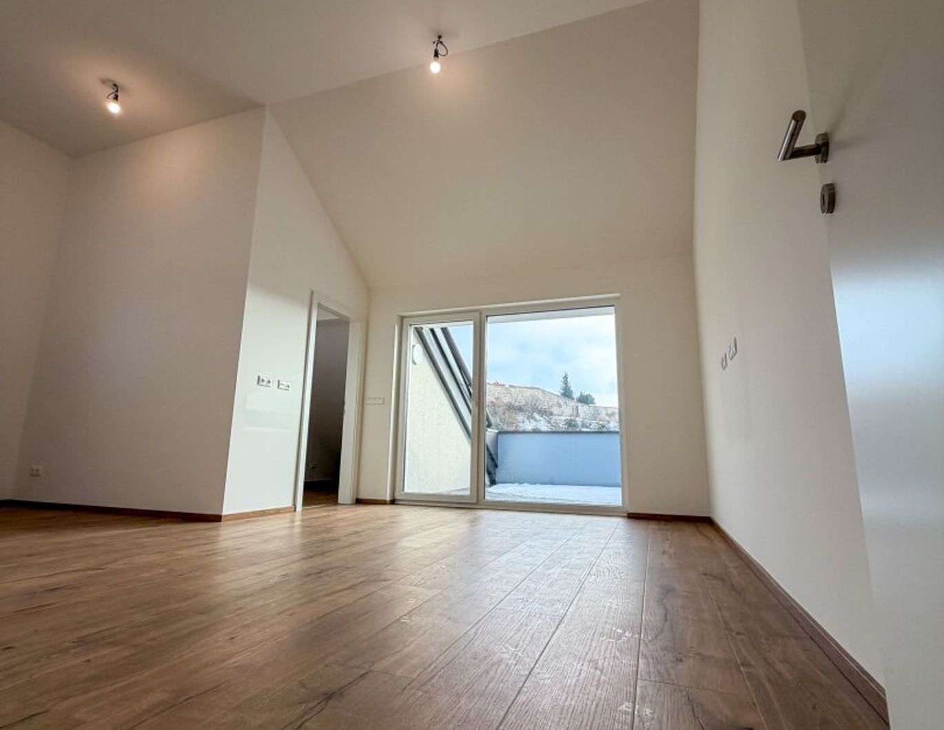 Moderne Wohnung mit Terrasse - inkl. Tiefgaragenplatz