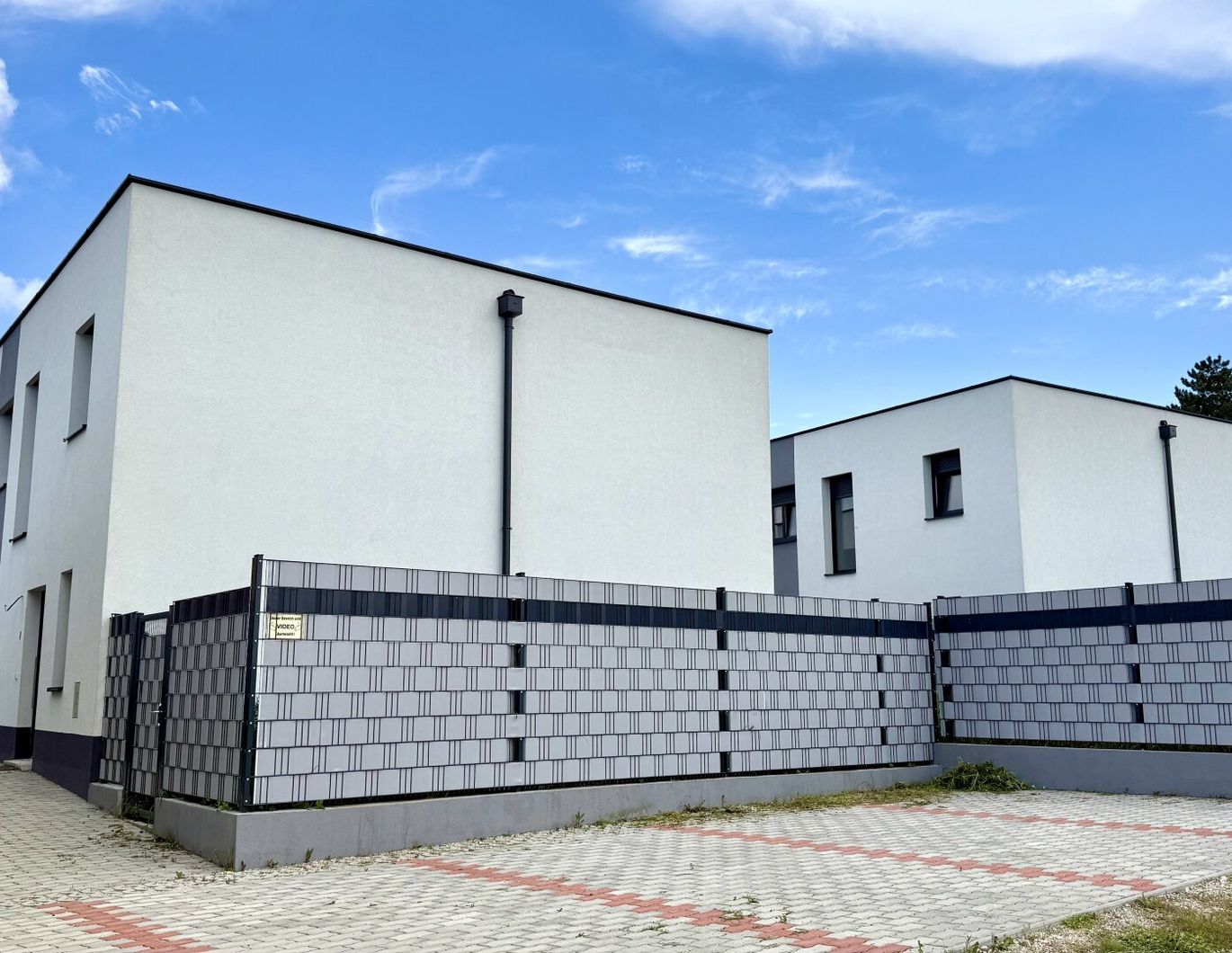 ++ NEU ++ Modernes Wohnen im Weinviertel - Drei belagsfertige Doppelhaushälften in Neubau