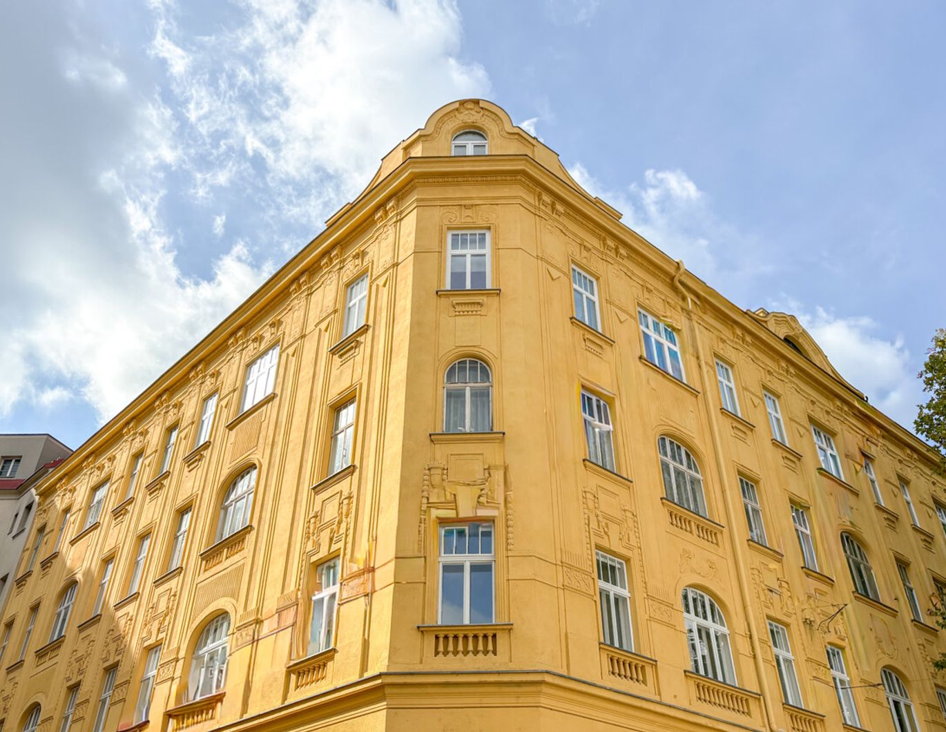 Traumhafte Dachgeschoßwohnung mit Terrasse auf einer Wohnebene