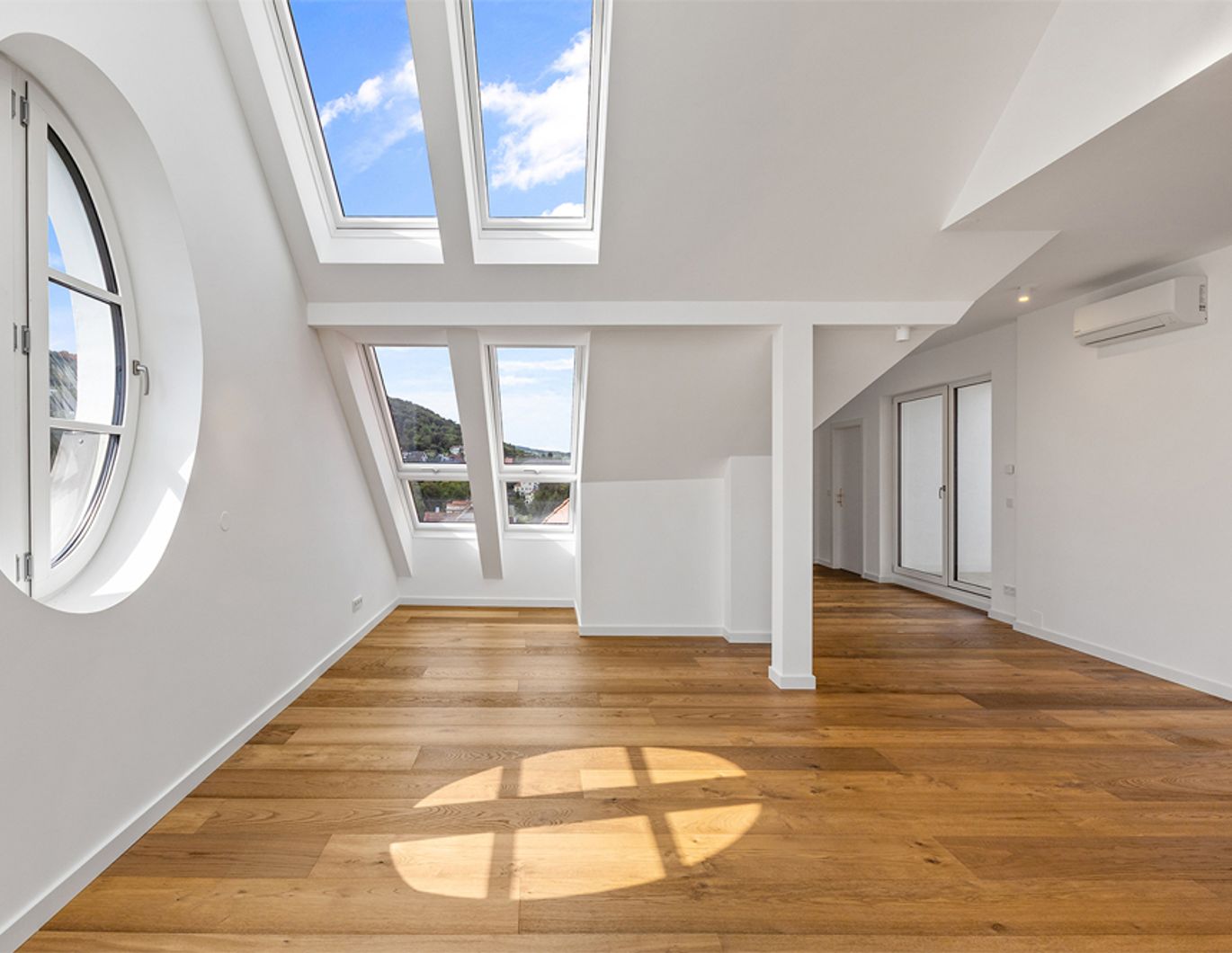 Penthouse-Feeling  in historischem Jugendstilambiente  im Herzen von Klosterneuburg