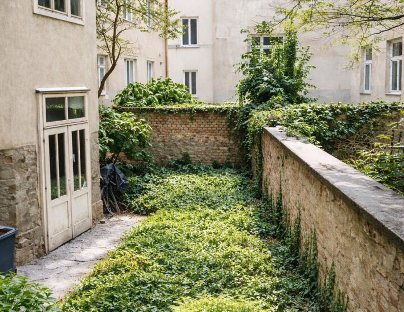 Drei Zimmer Gartenwohnung im Erstbezug mit Wärmepumpe und bester Ausstattung.