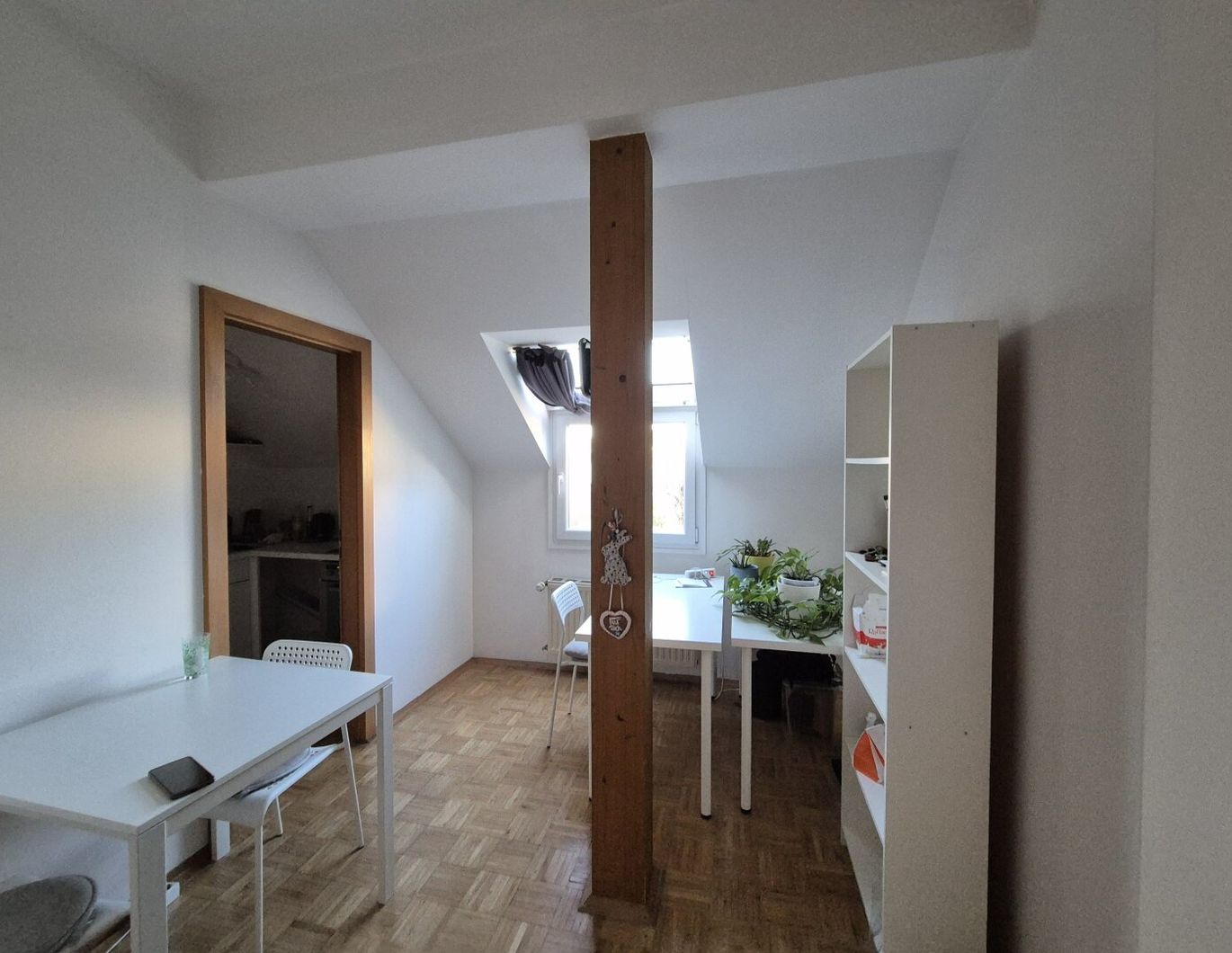 Charmante Dachgeschoßwohnung in Zentrumsnähe