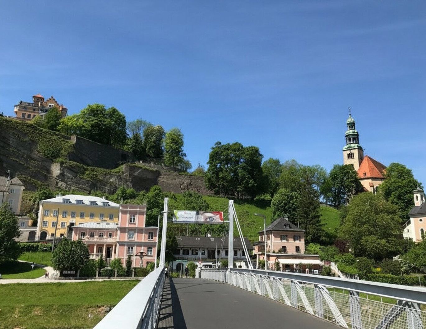 Einzigartige Dachgeschoßwohnung in Mülln